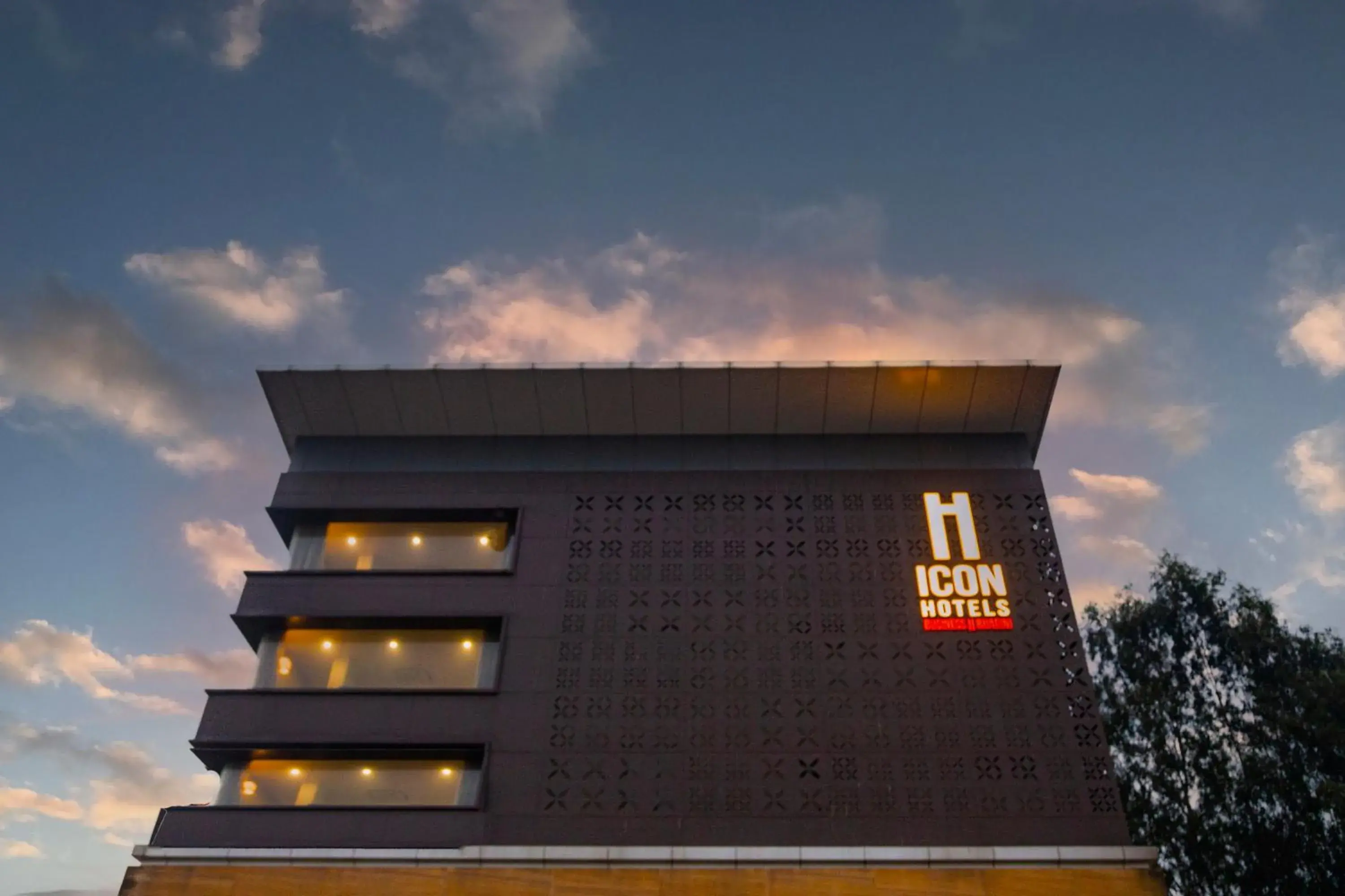 Property building in Icon Business Hotel by Bhagini Property building in Icon Business Hotel by Bhagini