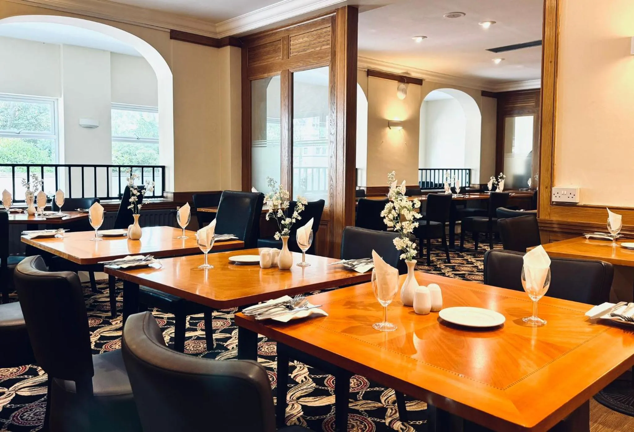 Restaurant/places to eat in Carrington House Hotel