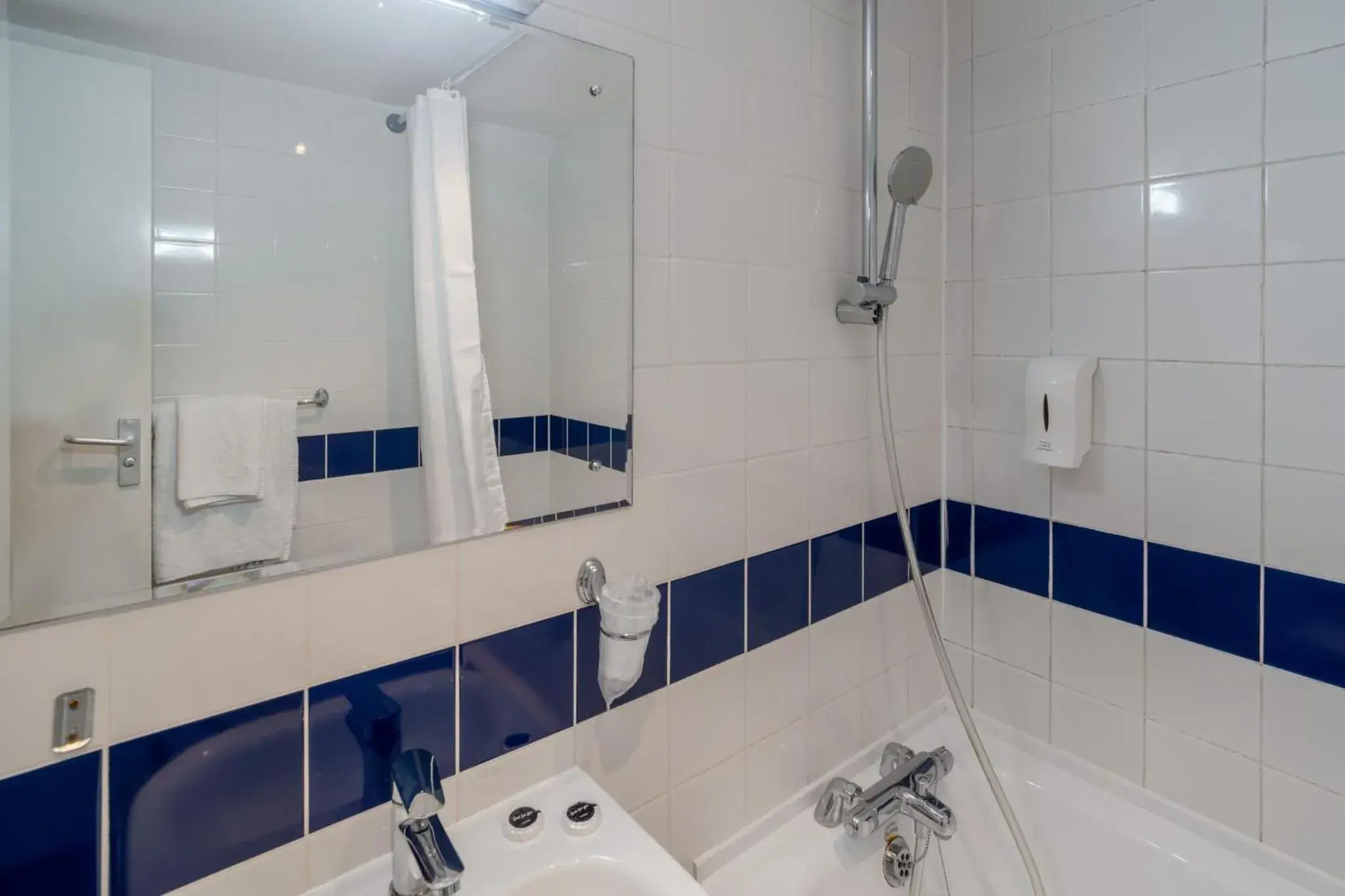 Bed in Carrington House Hotel Bed in Carrington House Hotel