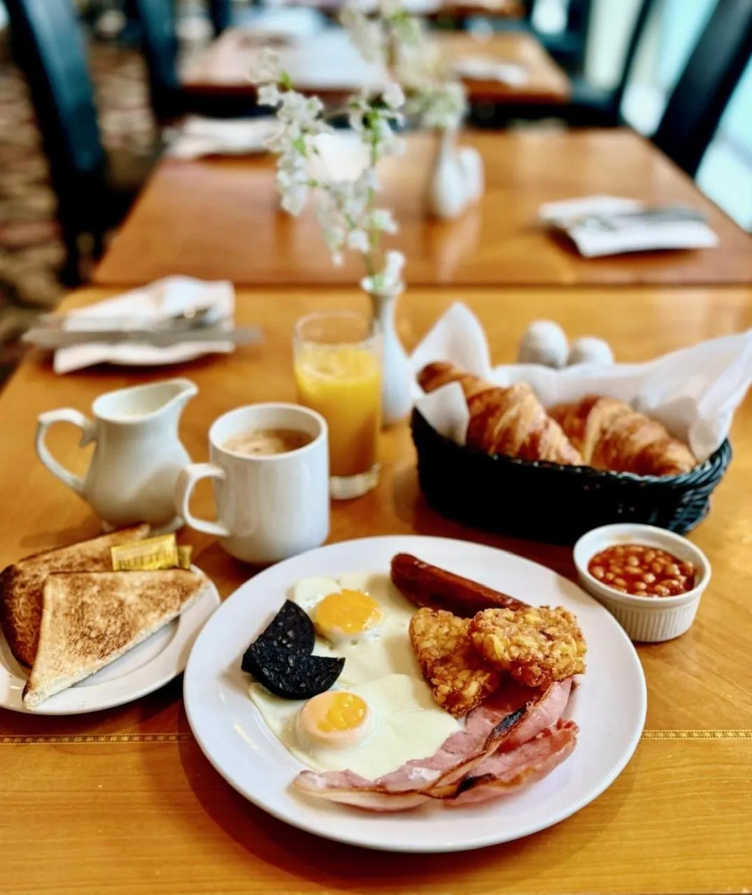 Breakfast in Carrington House Hotel