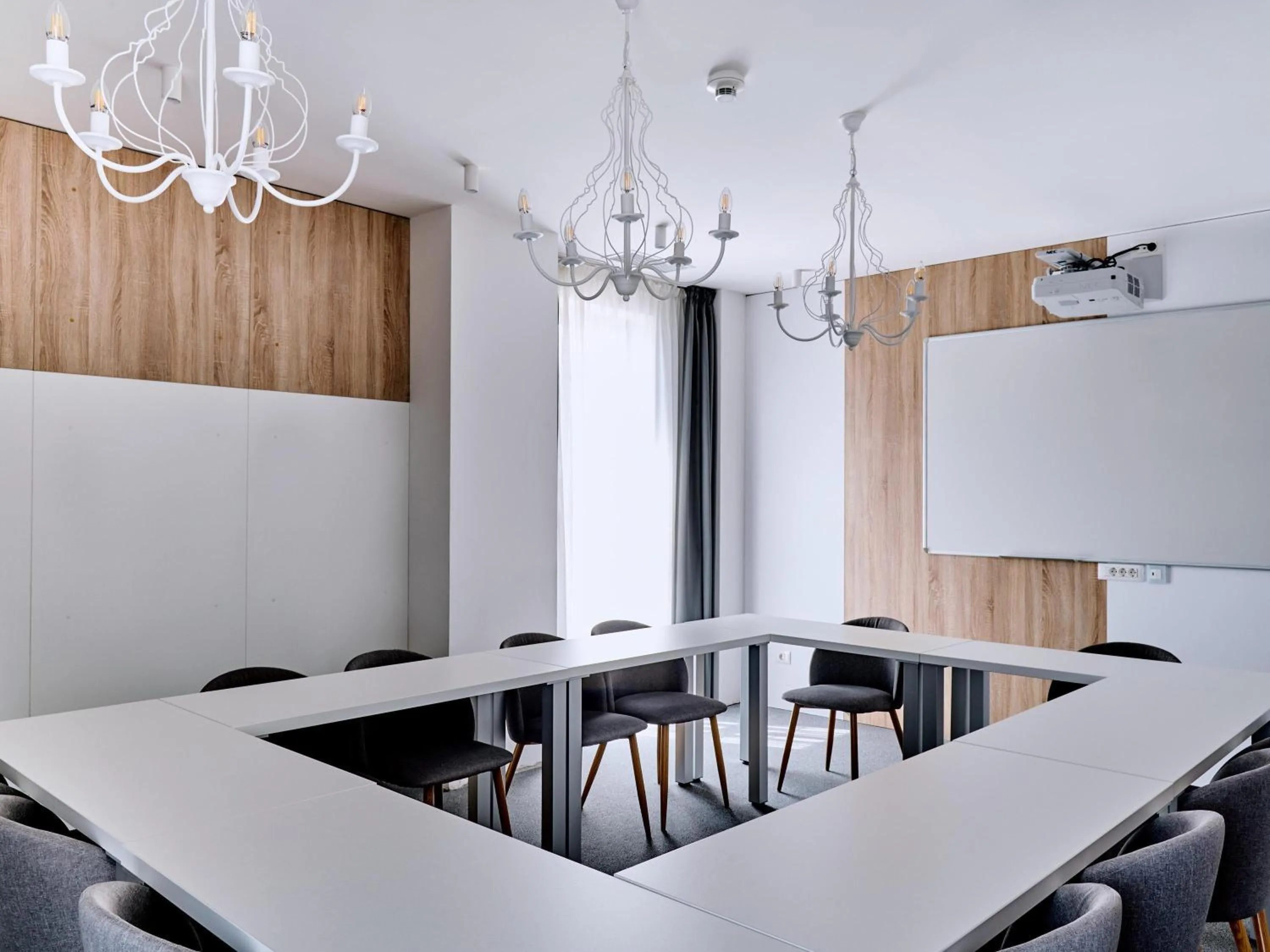 Meeting/conference room in ibis Styles Arad