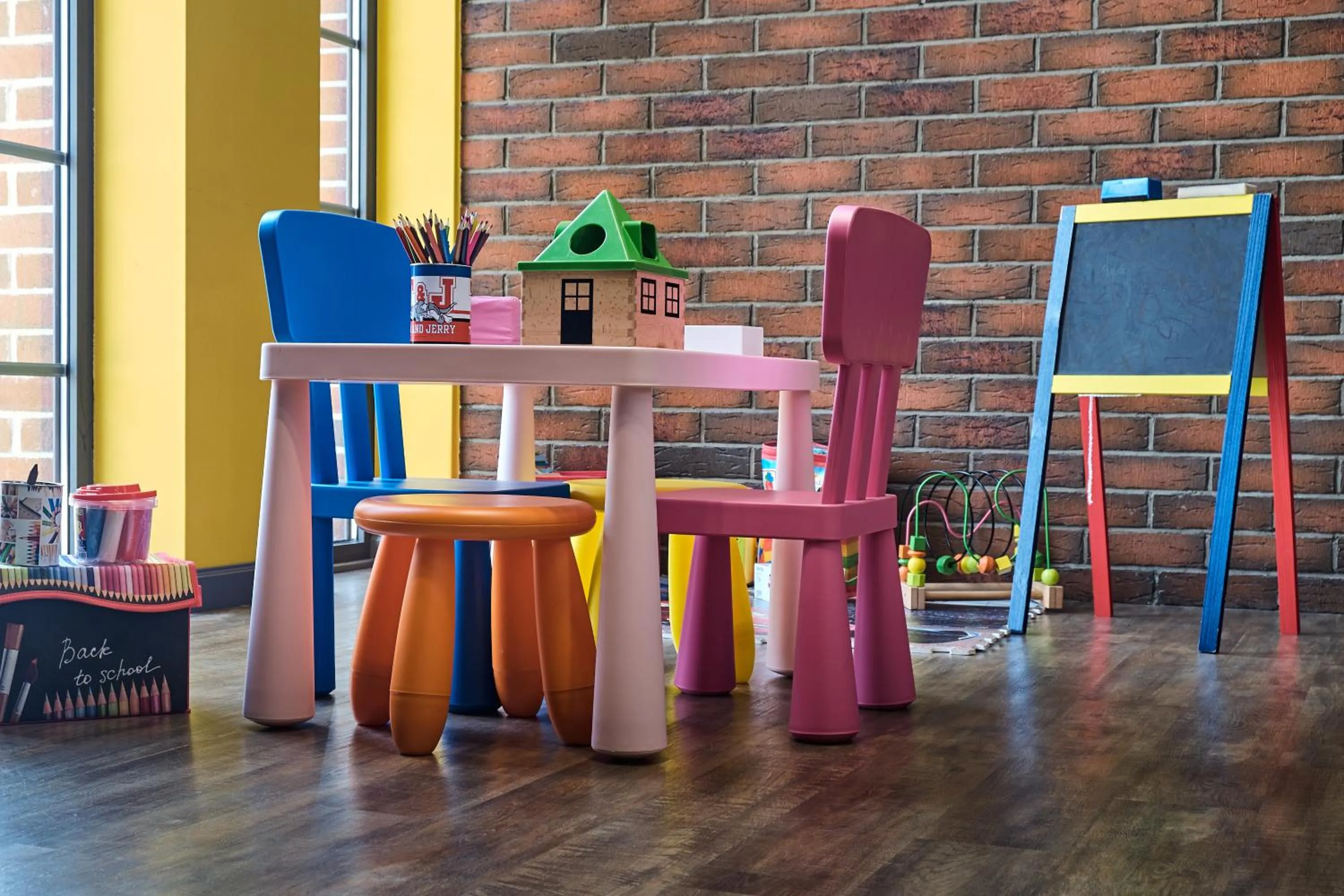 Kids's club in ibis Styles Arad