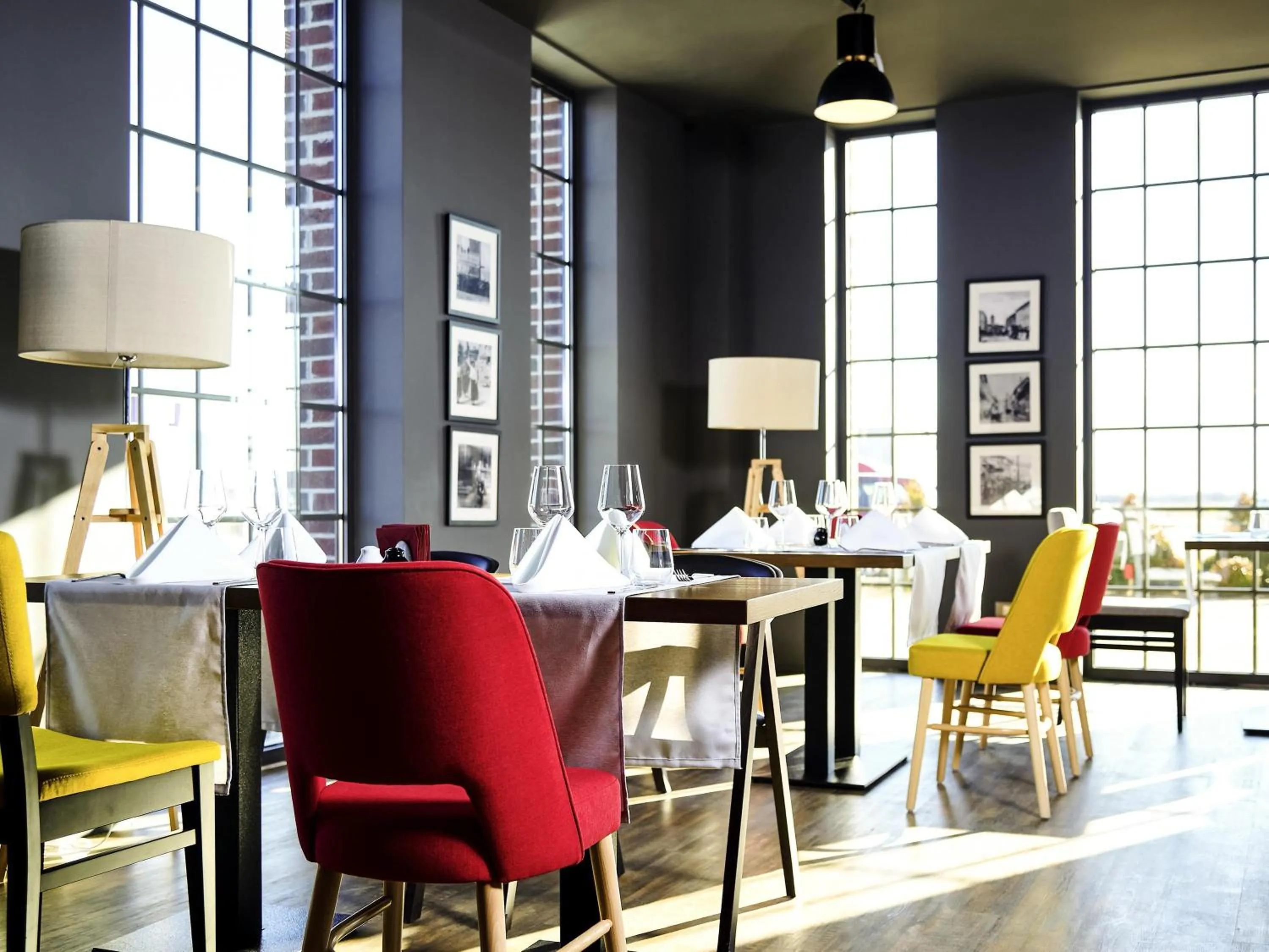 Restaurant/places to eat in ibis Styles Arad