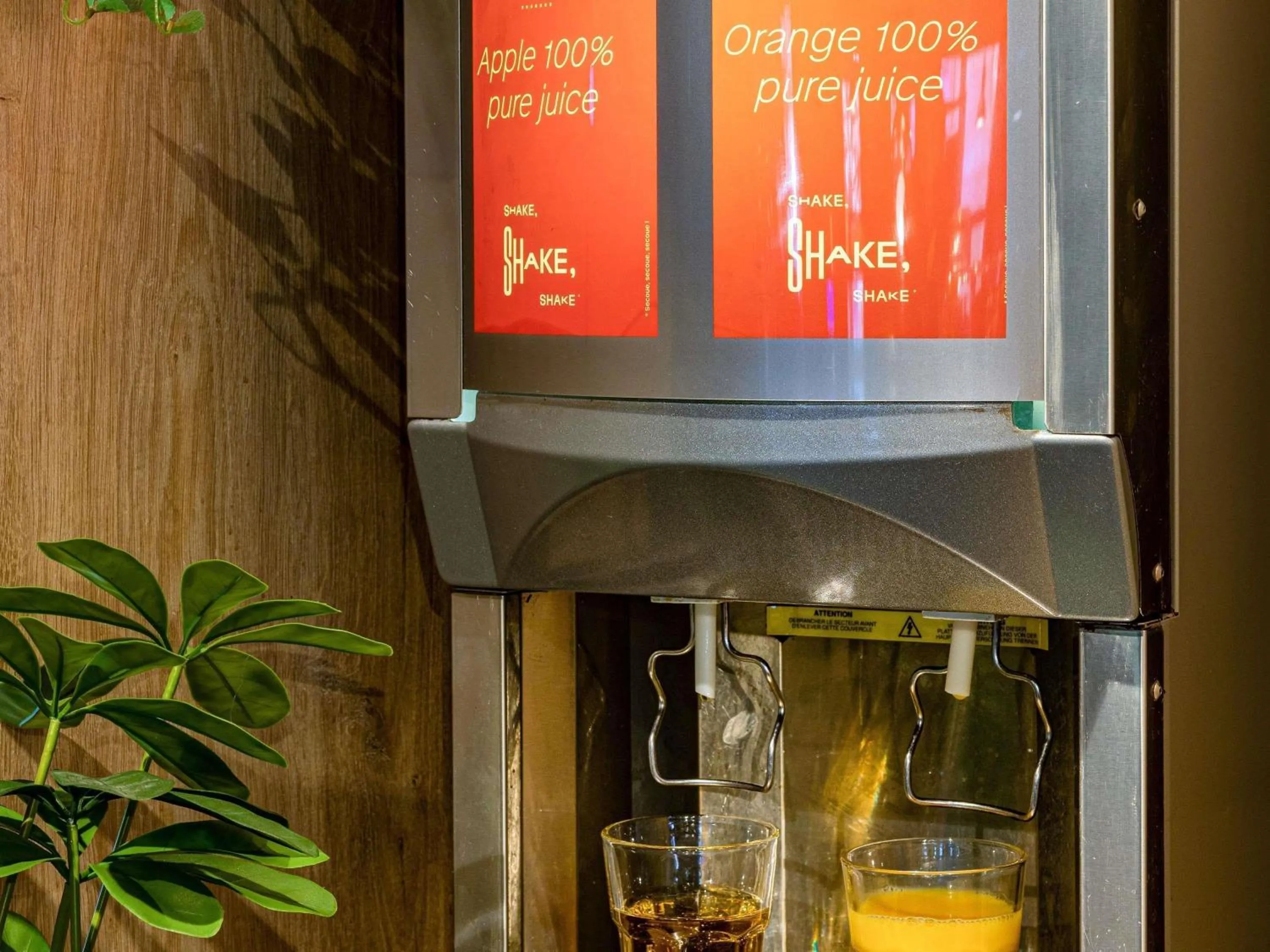 Breakfast in ibis Saint Germain en Laye Centre