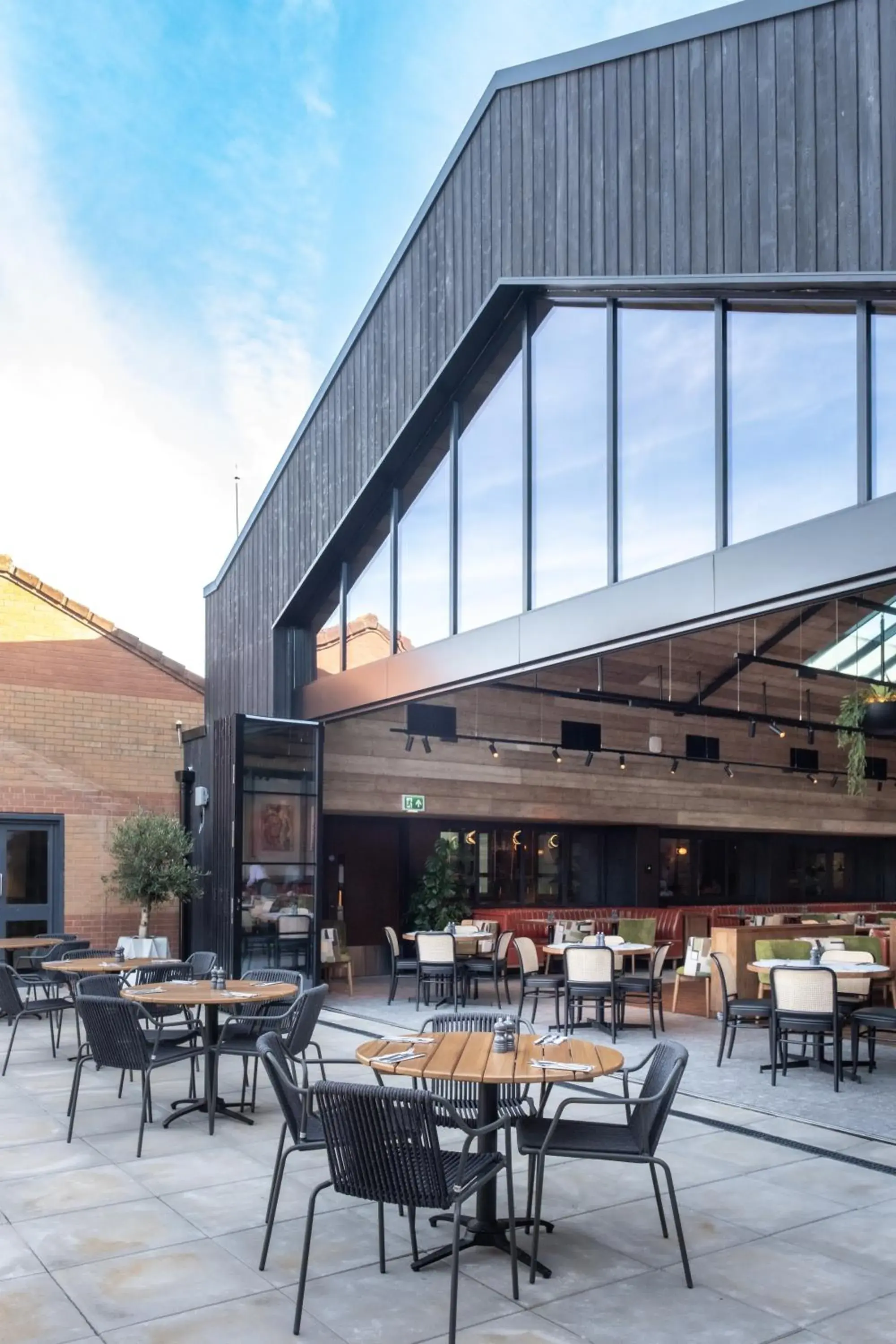 Burleigh Court Hotel and Leisure Burleigh Court Hotel and Leisure