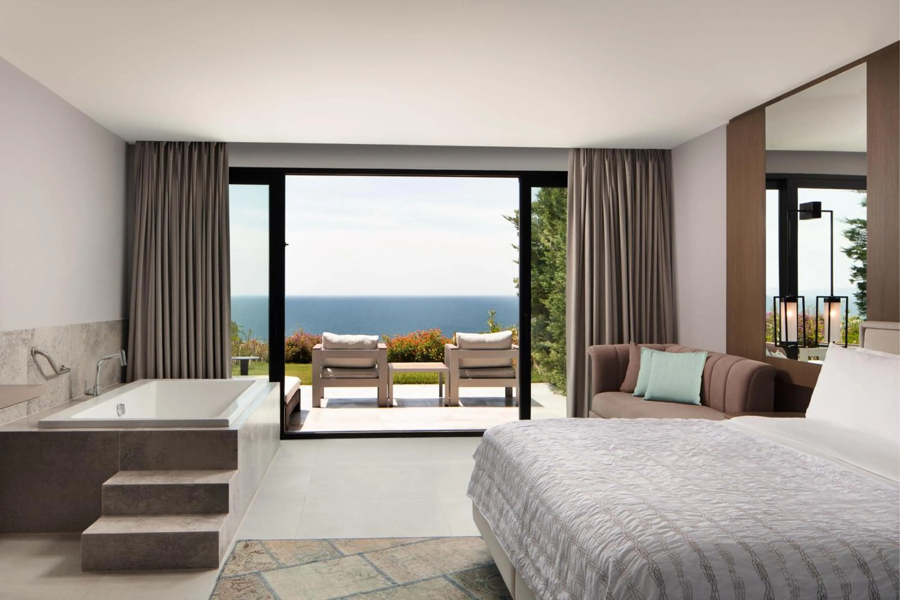 Bedroom, Bed in Le Meridien Bodrum Beach Resort