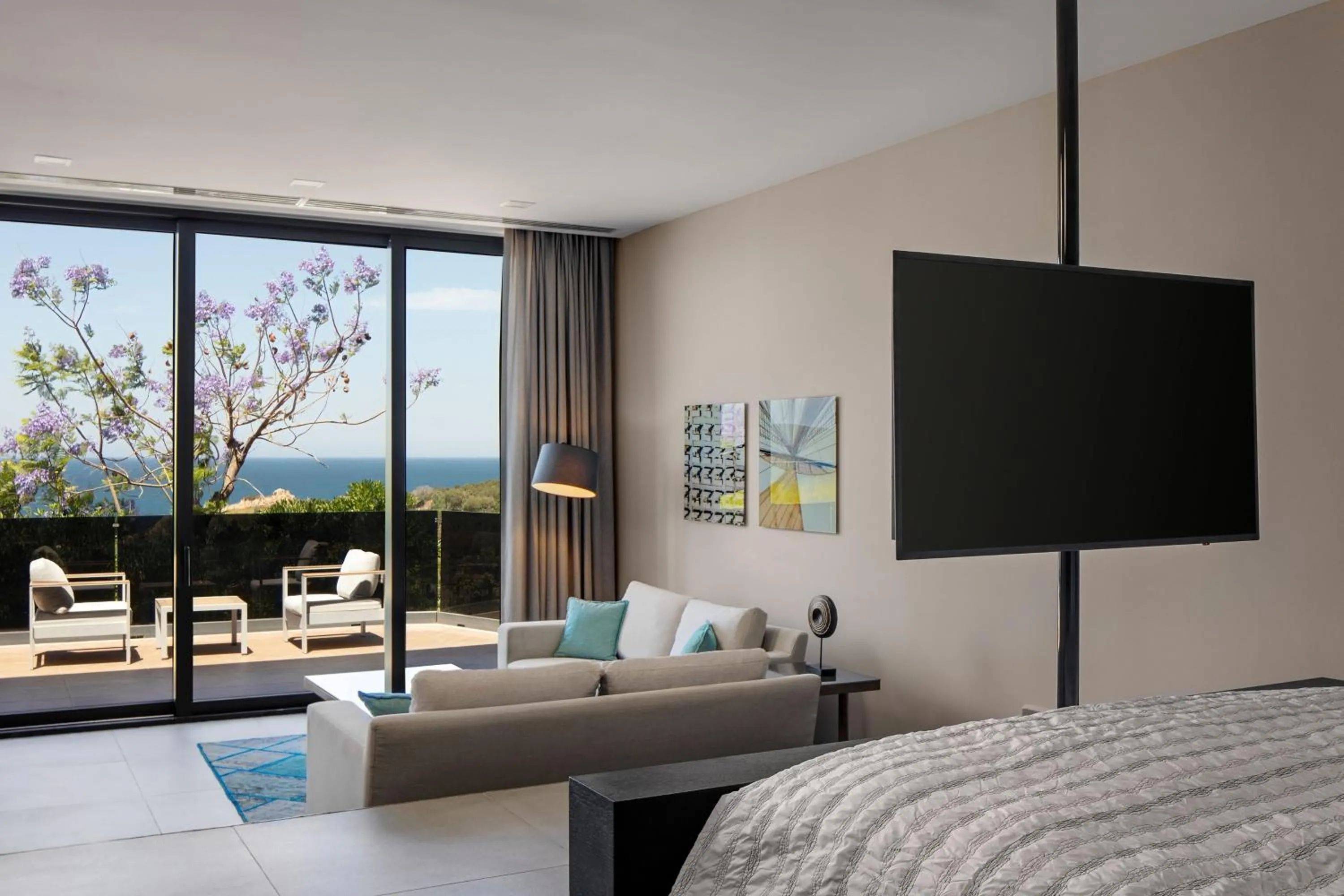 Bedroom, Bed in Le Meridien Bodrum Beach Resort