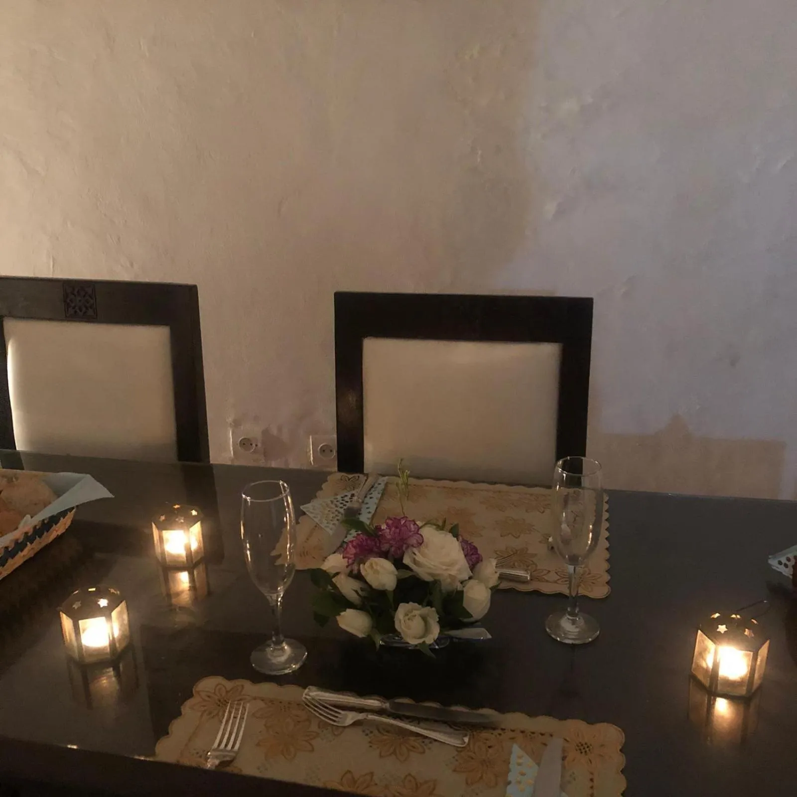 Restaurant/places to eat in Riad Gloria