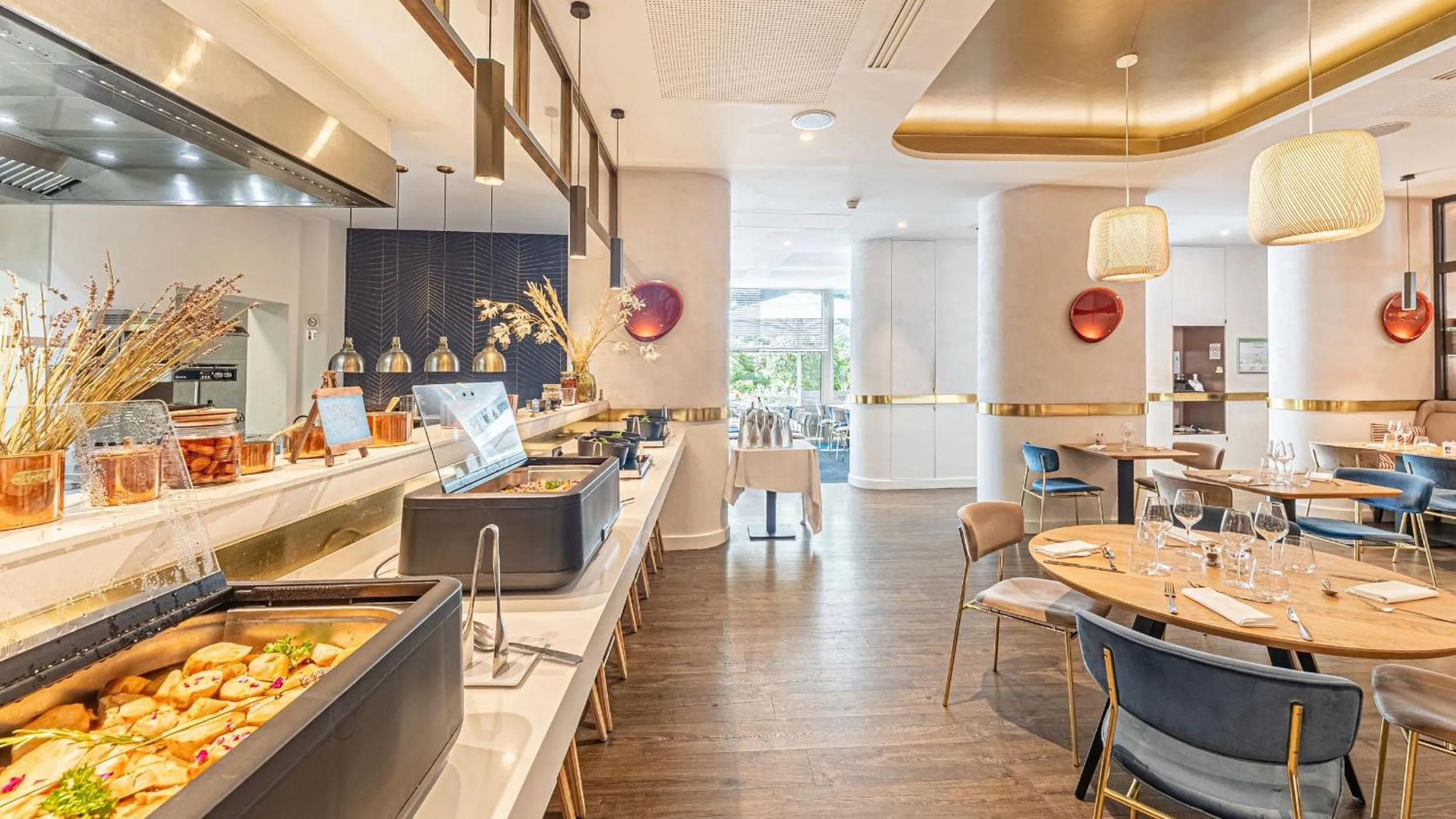 Restaurant/places to eat in Golden Tulip Aix les Bains - Hotel & Spa