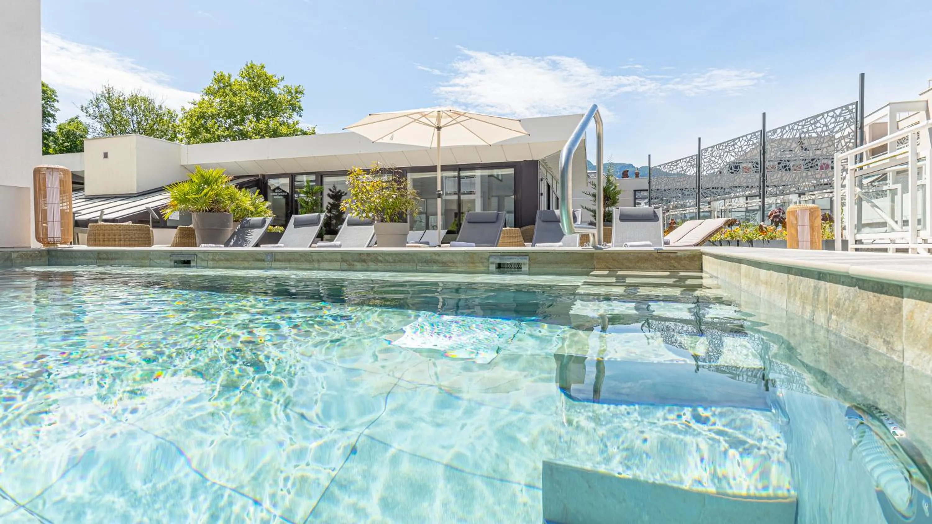 Spa and wellness centre/facilities in Golden Tulip Aix les Bains - Hotel & Spa