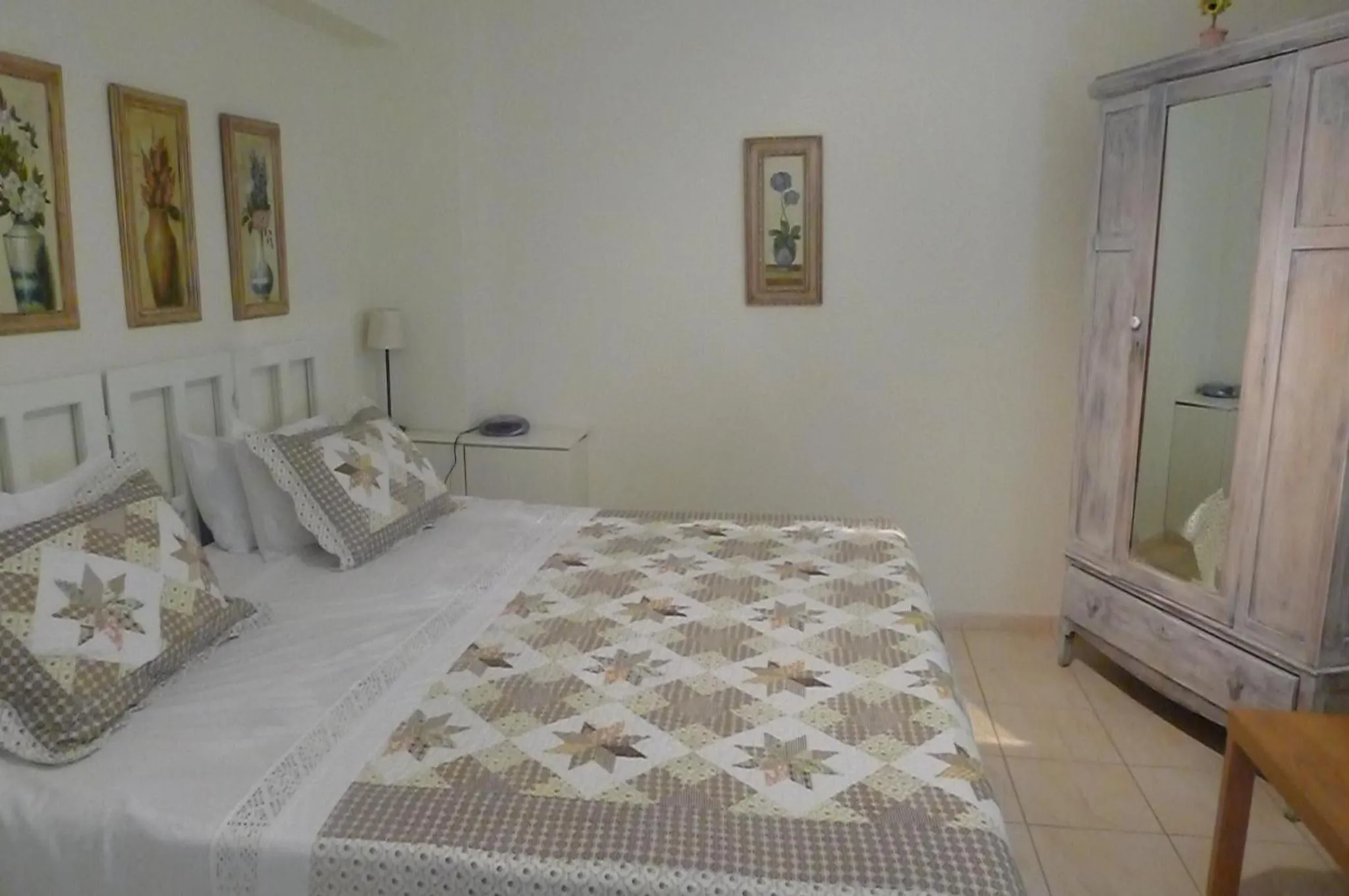 Bedroom, Bed in St. Thomas Bed and Breakfast