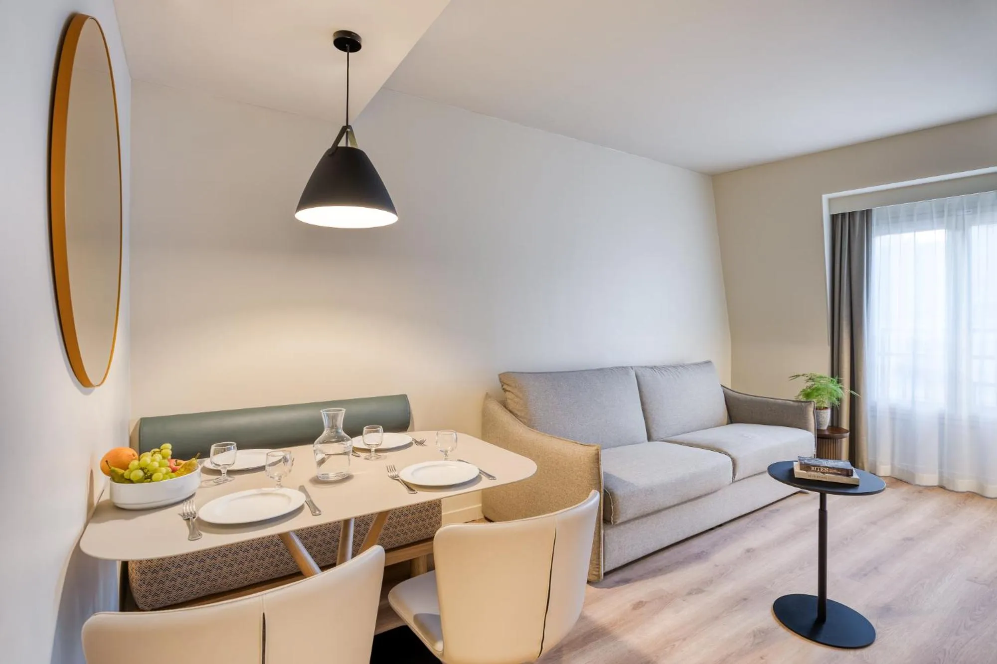 Living room in Citadines Les Halles Paris