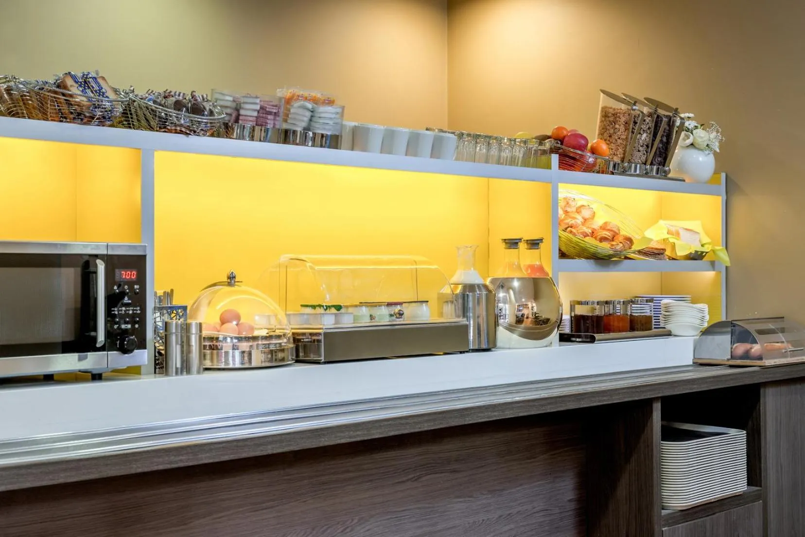 Coffee/tea facilities in Citadines Montparnasse Paris