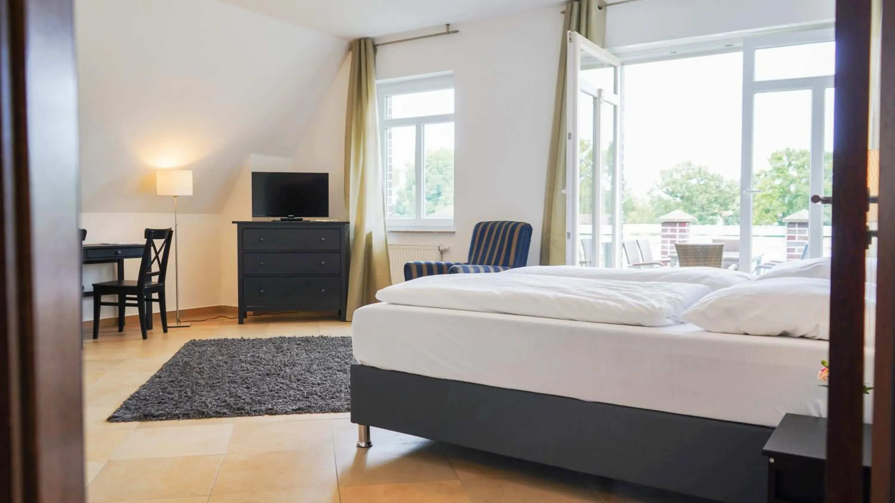 Classic Quadruple Room in dS Hotel Gronau Classic Quadruple Room in dS Hotel Gronau