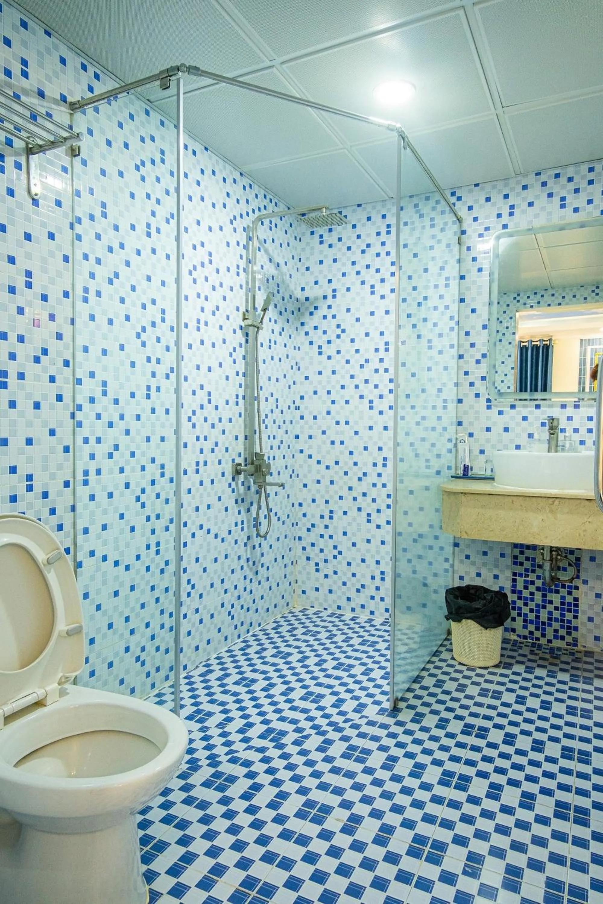 Bathroom in Venice Hotel