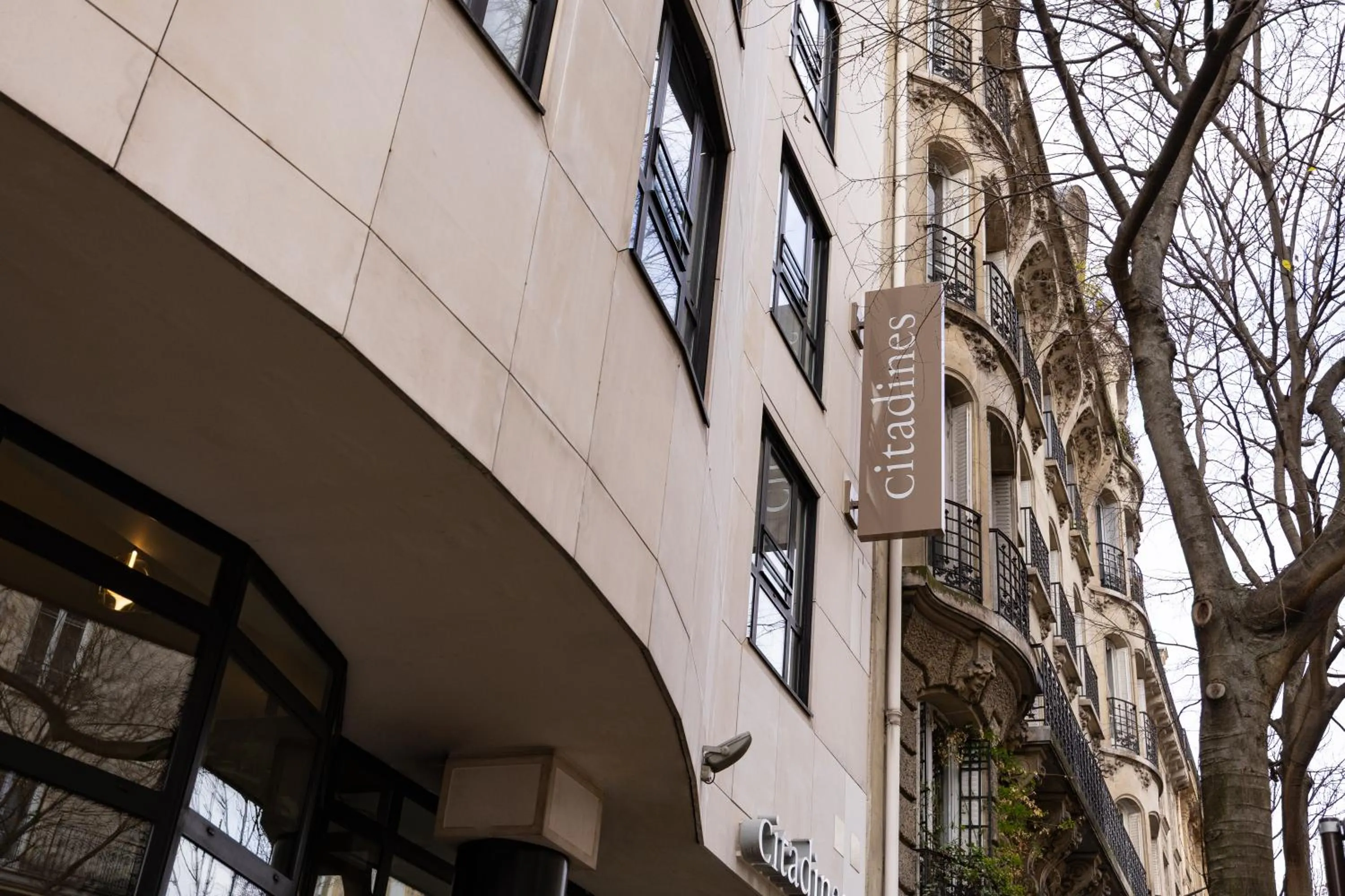 Facade/entrance in Citadines République Paris