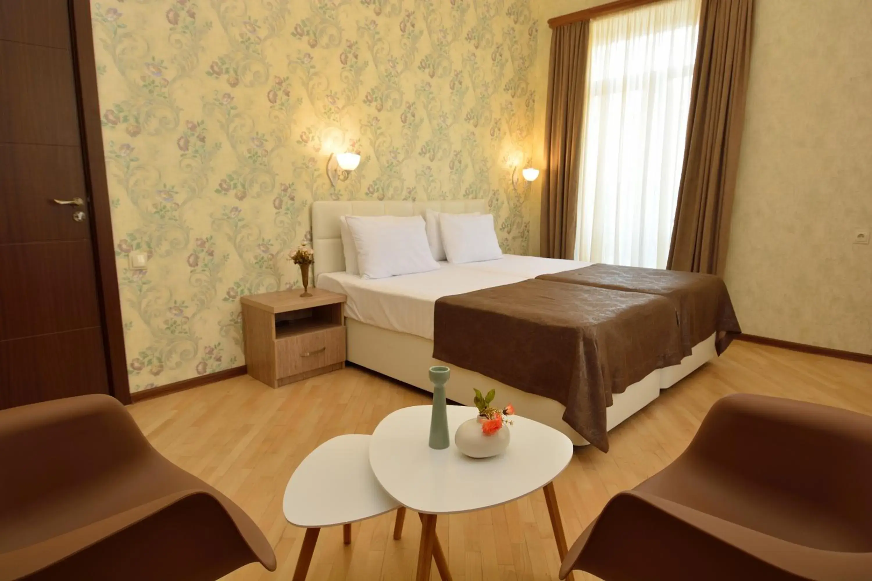 Three-Bedroom Apartment in Dat Exx Apartments on Marjanishvili Three-Bedroom Apartment in Dat Exx Apartments on Marjanishvili