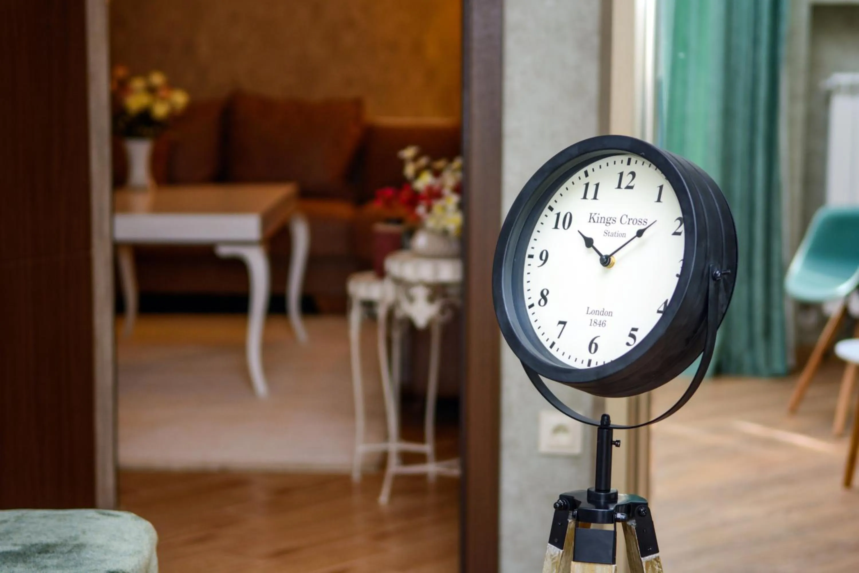 Decorative detail in Dat Exx Apartments on Marjanishvili