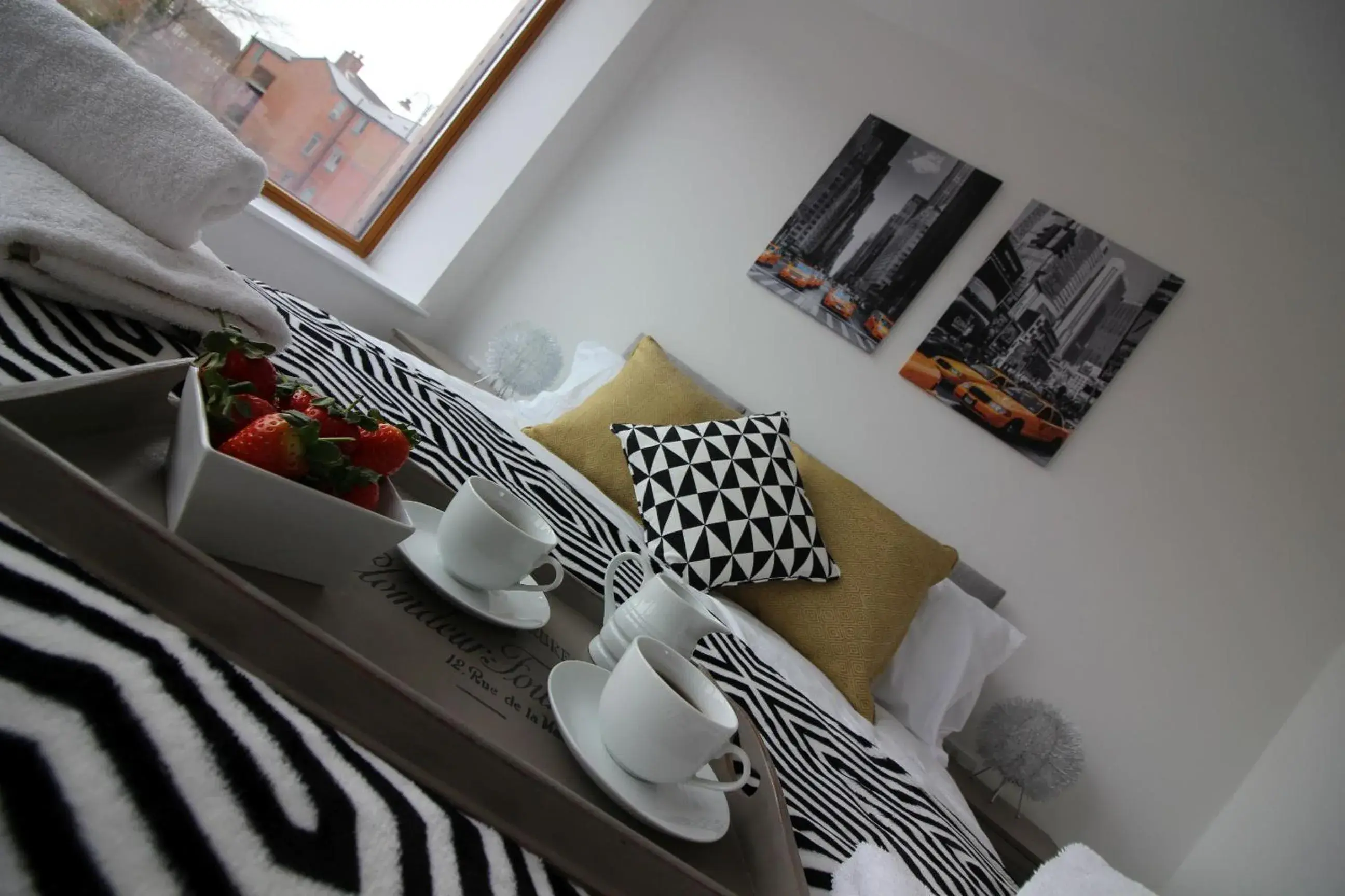 Two-Bedroom Apartment in Britannia Chambers Two-Bedroom Apartment in Britannia Chambers