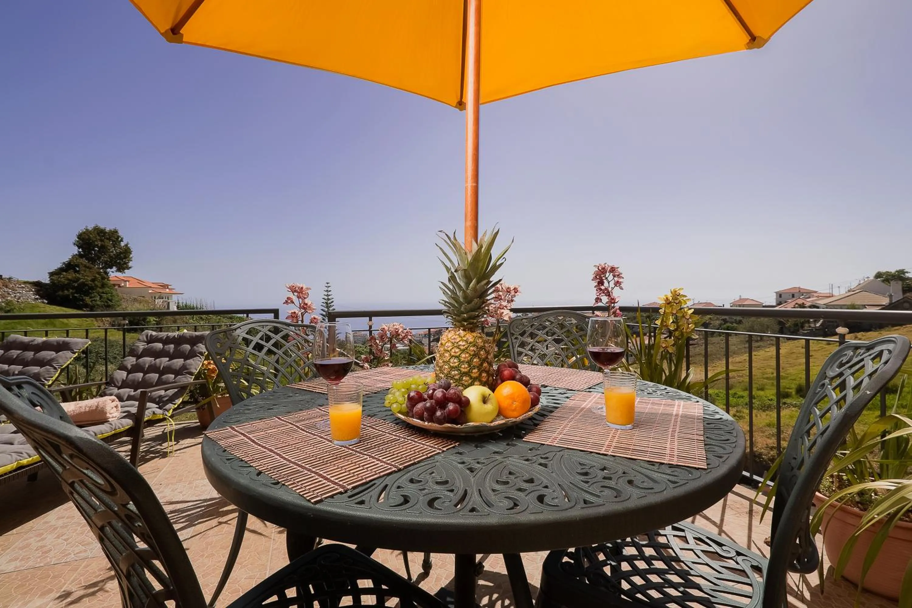 Patio in Paradise House Calheta