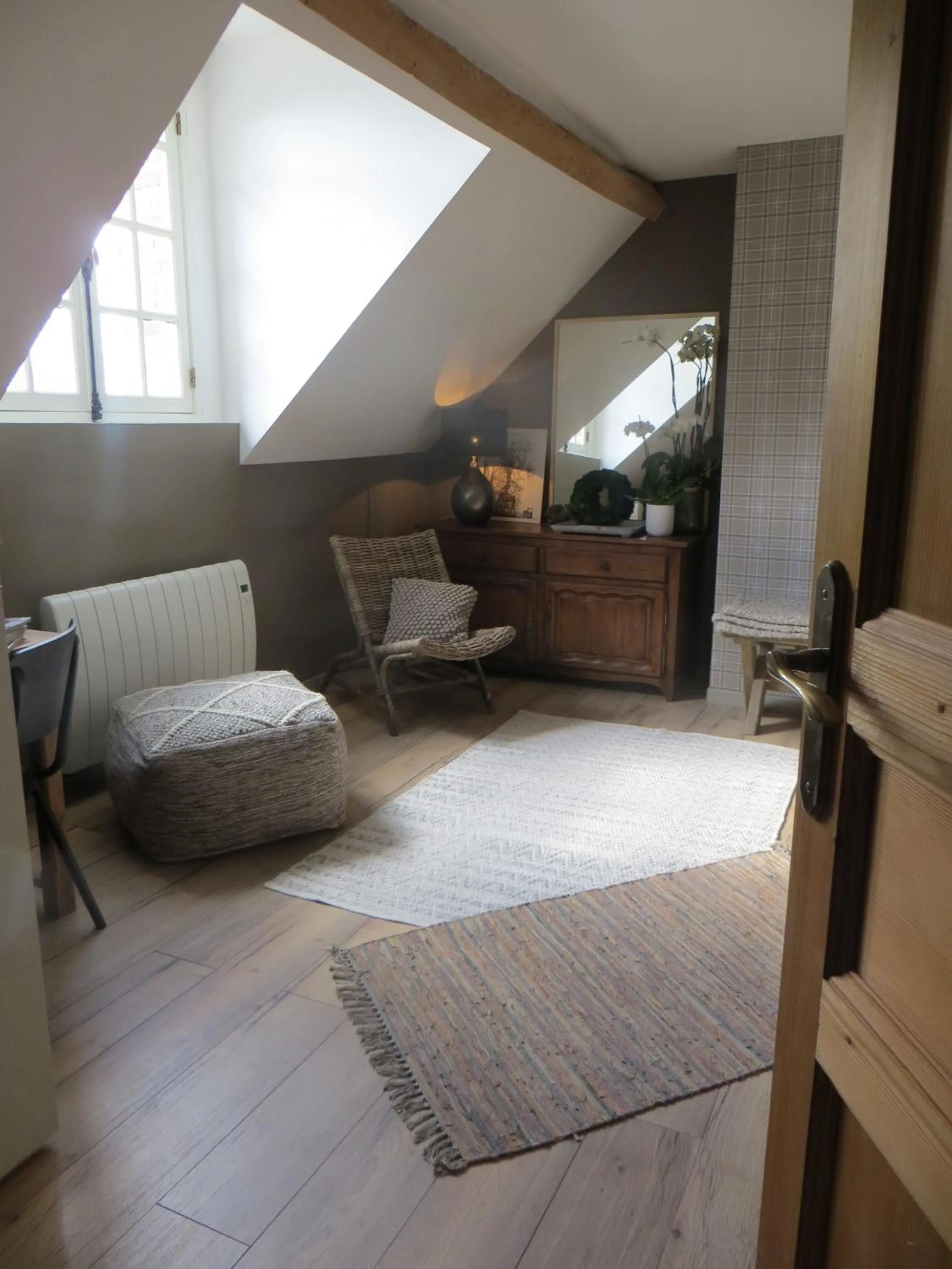 Photo of the whole room in Laclos des champs