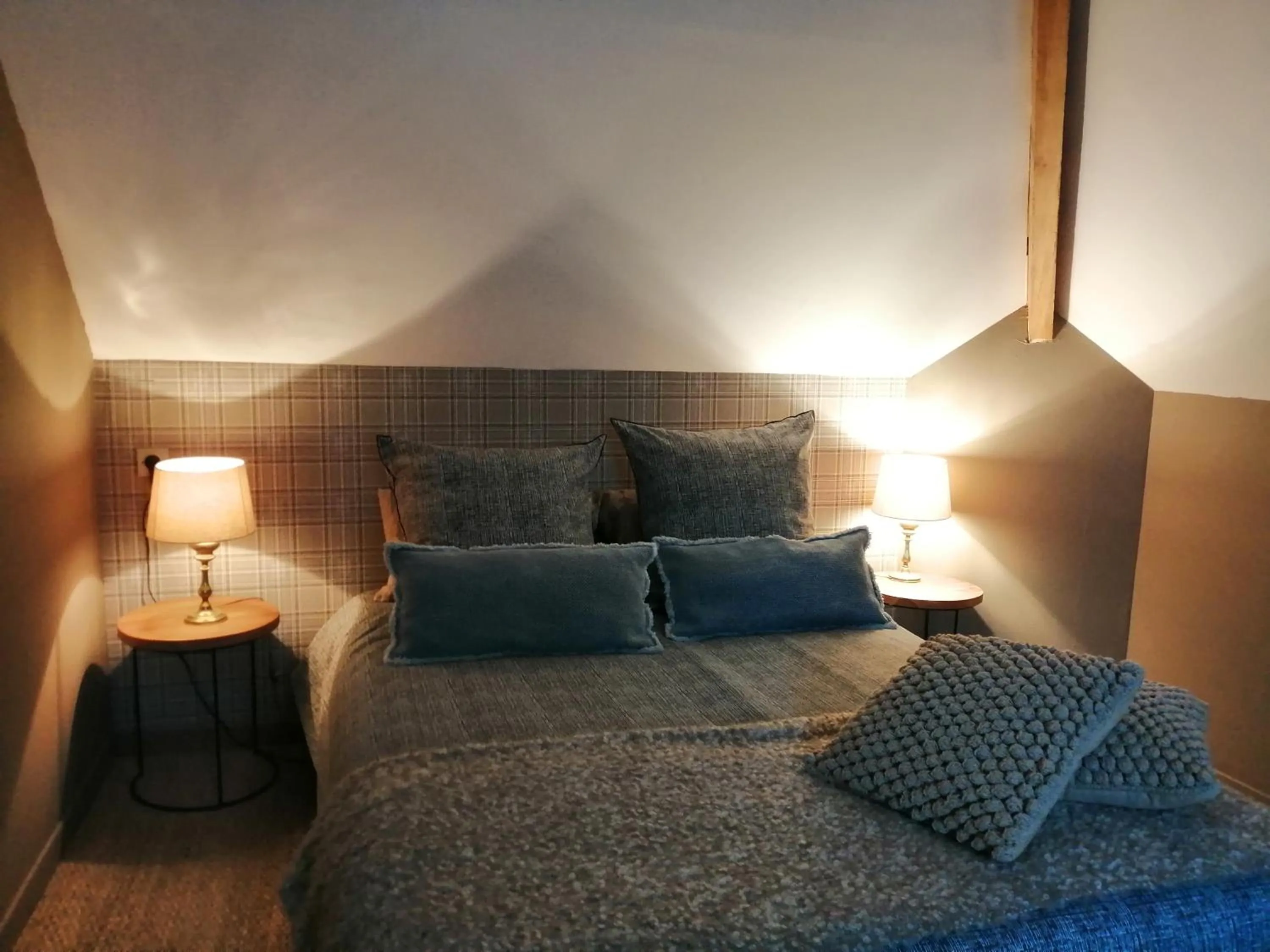 Photo of the whole room, Bed in Laclos des champs