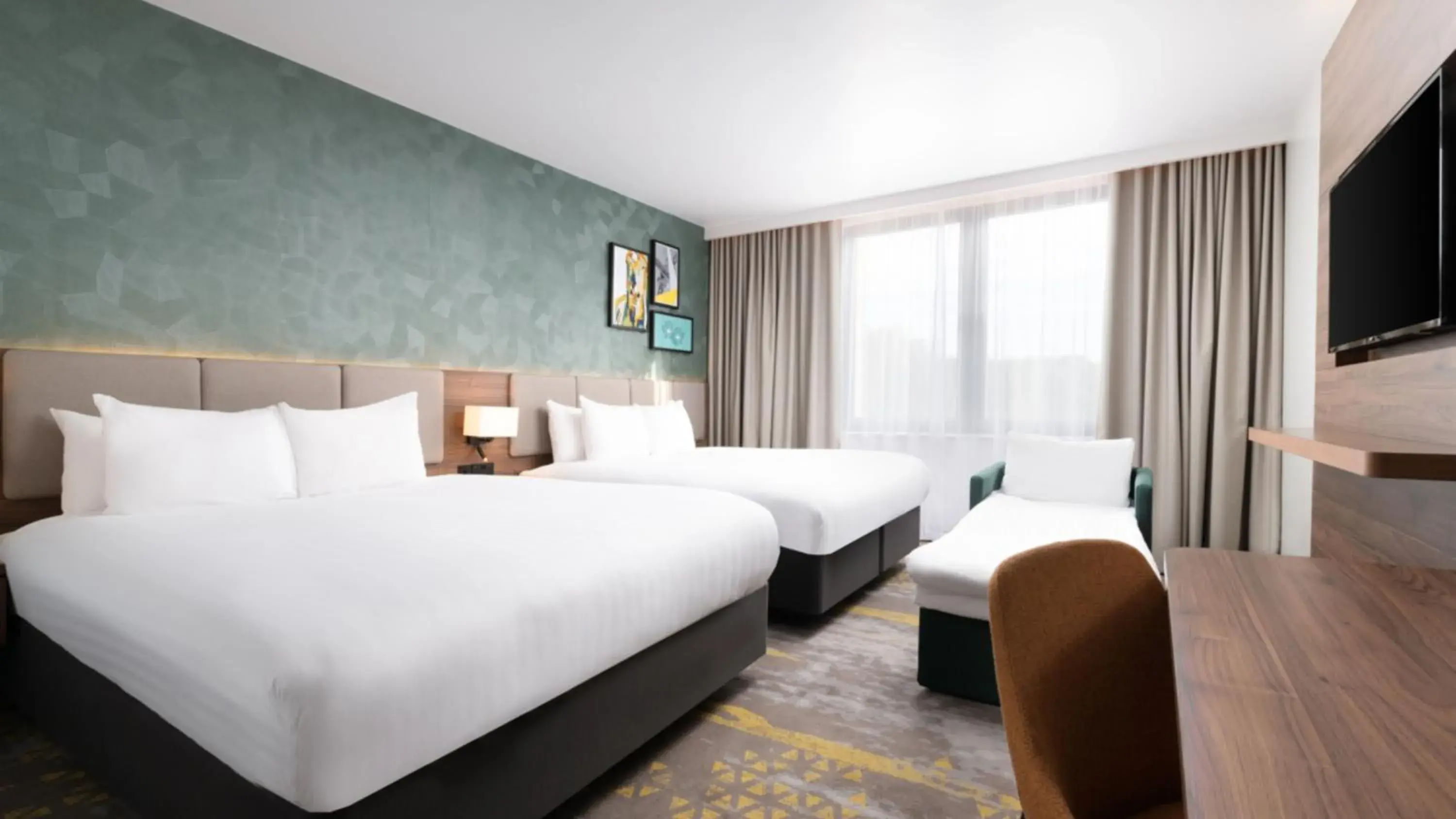 Family, Bed in Holiday Inn London Gatwick - Worth by IHG Family, Bed in Holiday Inn London Gatwick - Worth by IHG