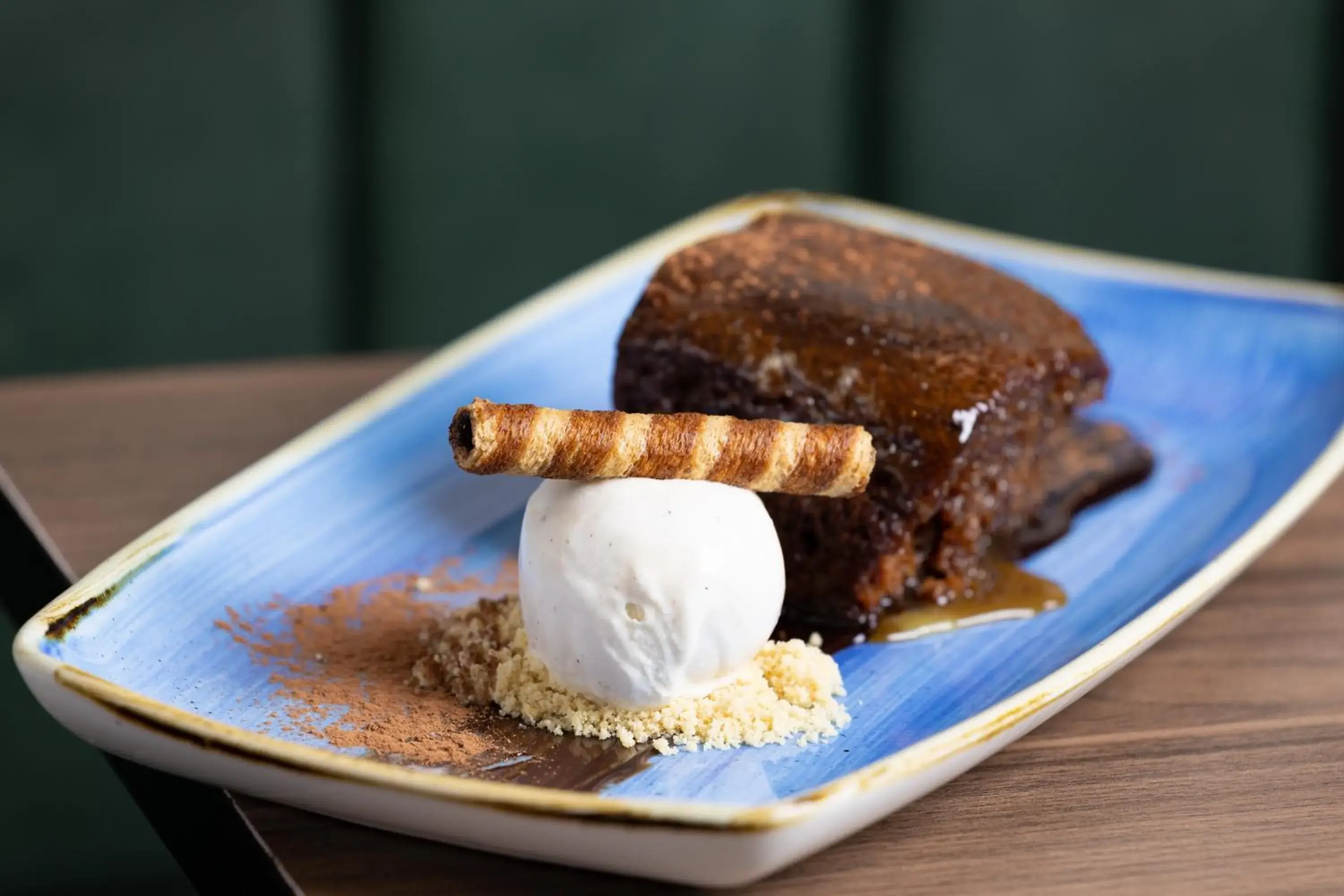 Food in Holiday Inn London Gatwick - Worth by IHG Food in Holiday Inn London Gatwick - Worth by IHG