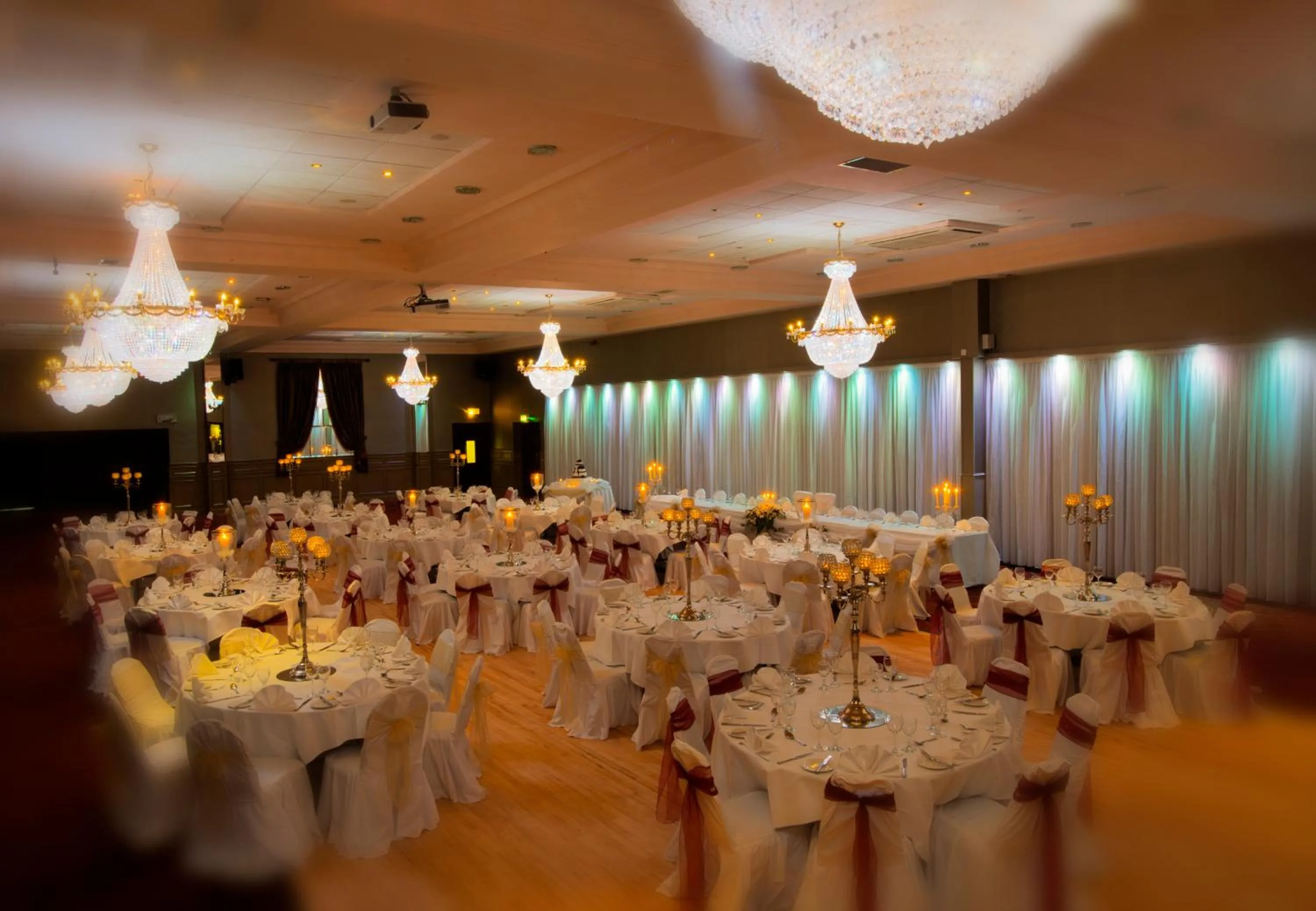 Banquet/Function facilities in Treacys West County Conference and Leisure Centre