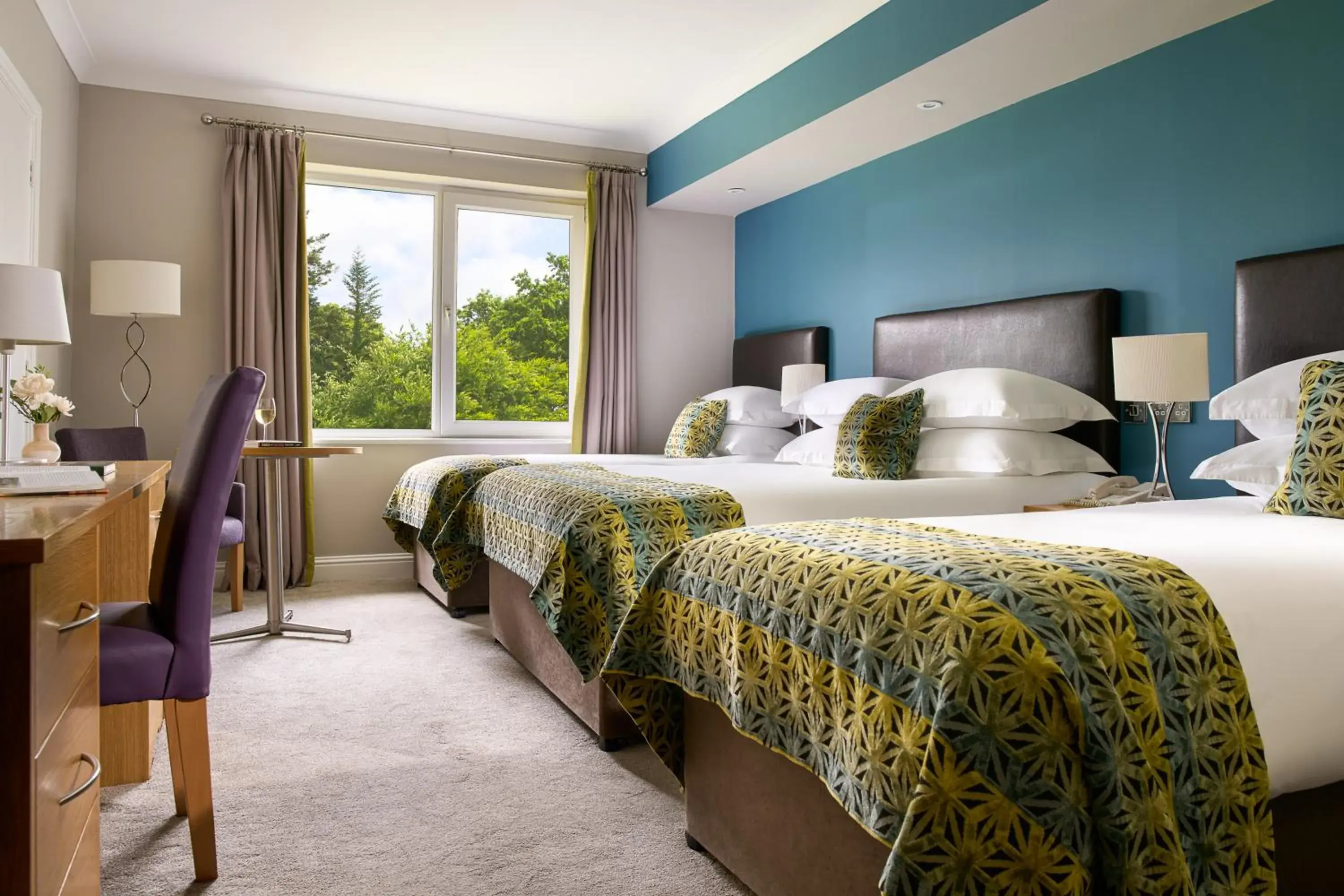 Family, Bed in The Inn at Dromoland Family, Bed in The Inn at Dromoland