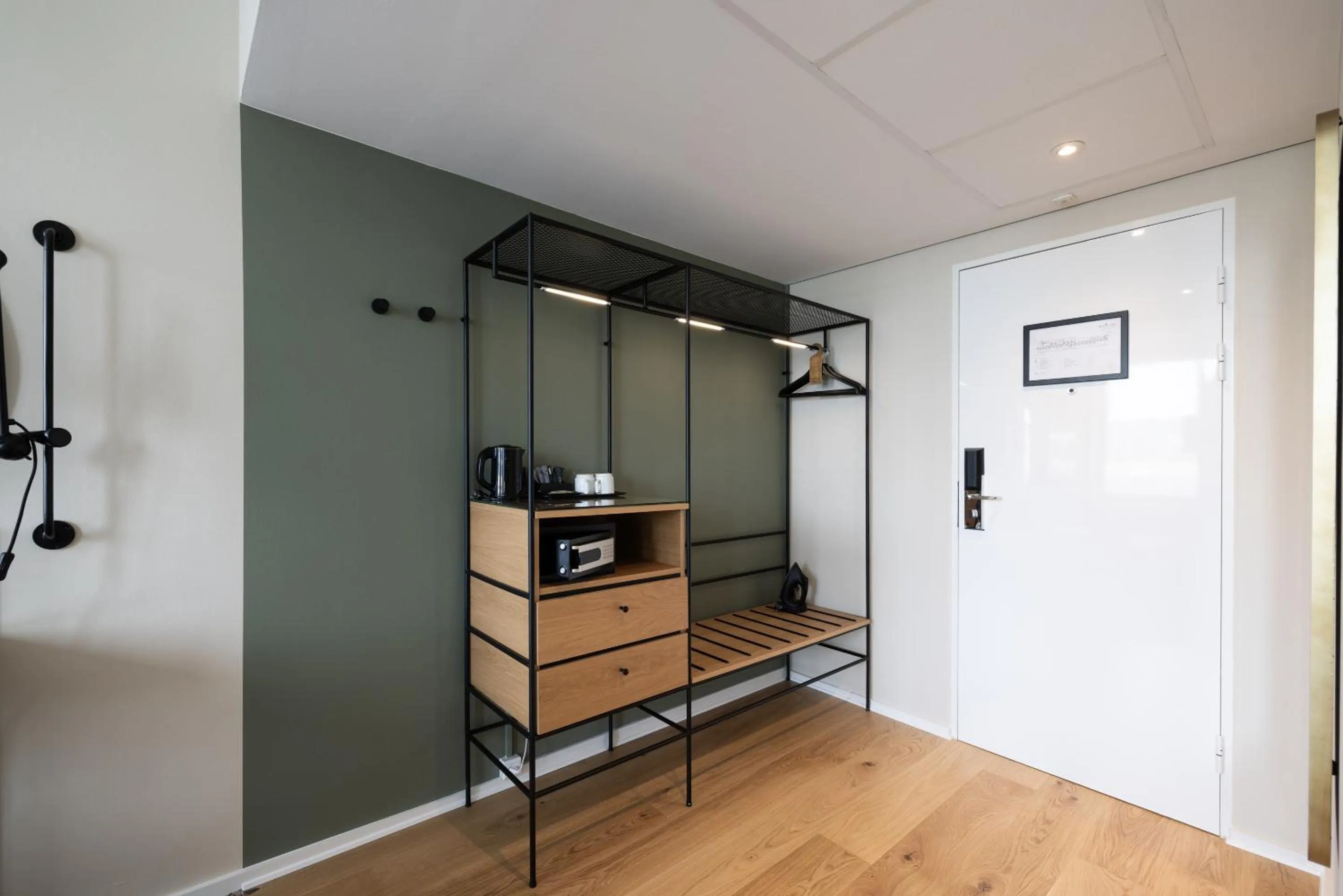 Bedroom in Imperial Hotel