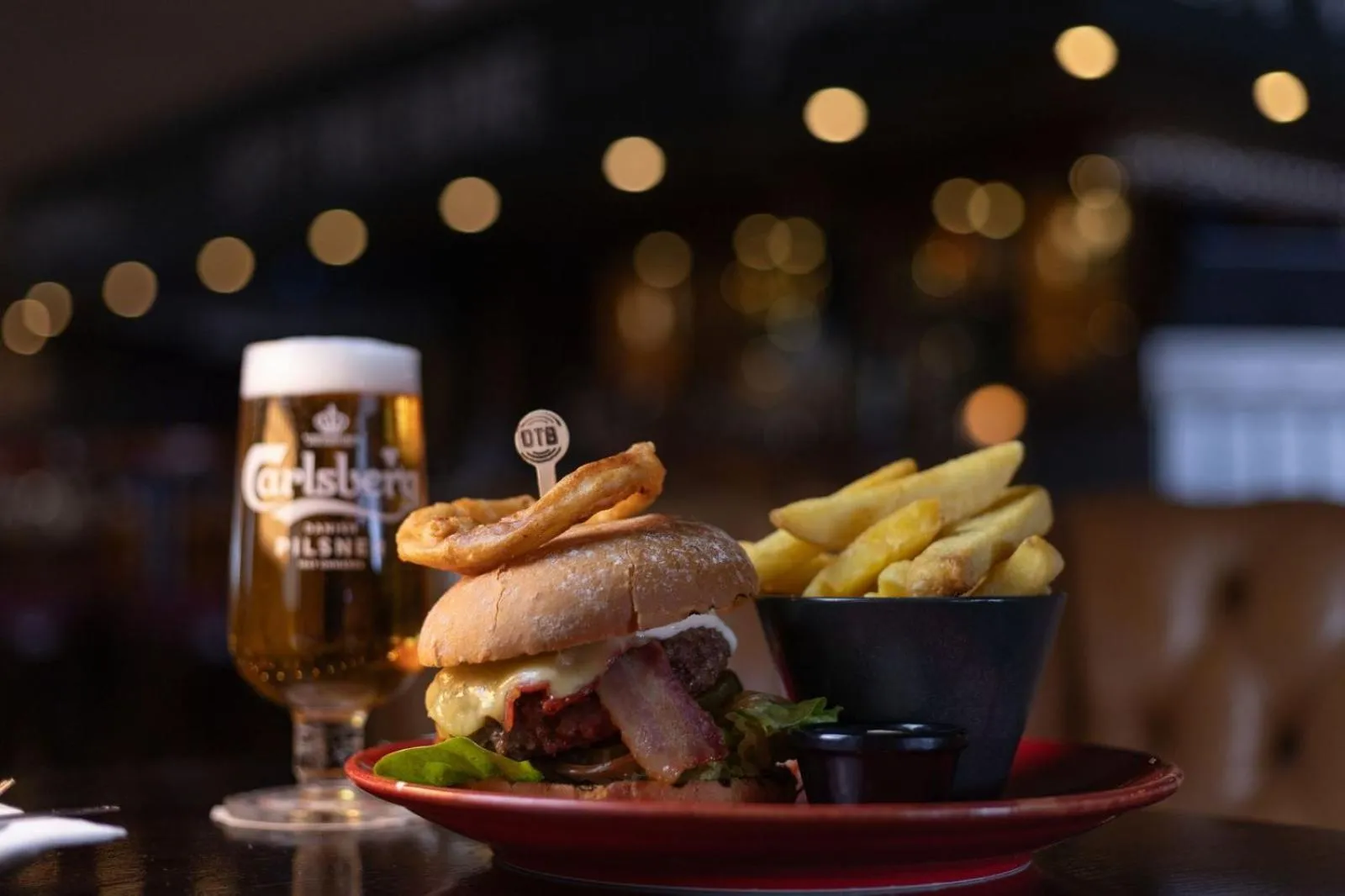 Food and drinks in Great National South Court Hotel