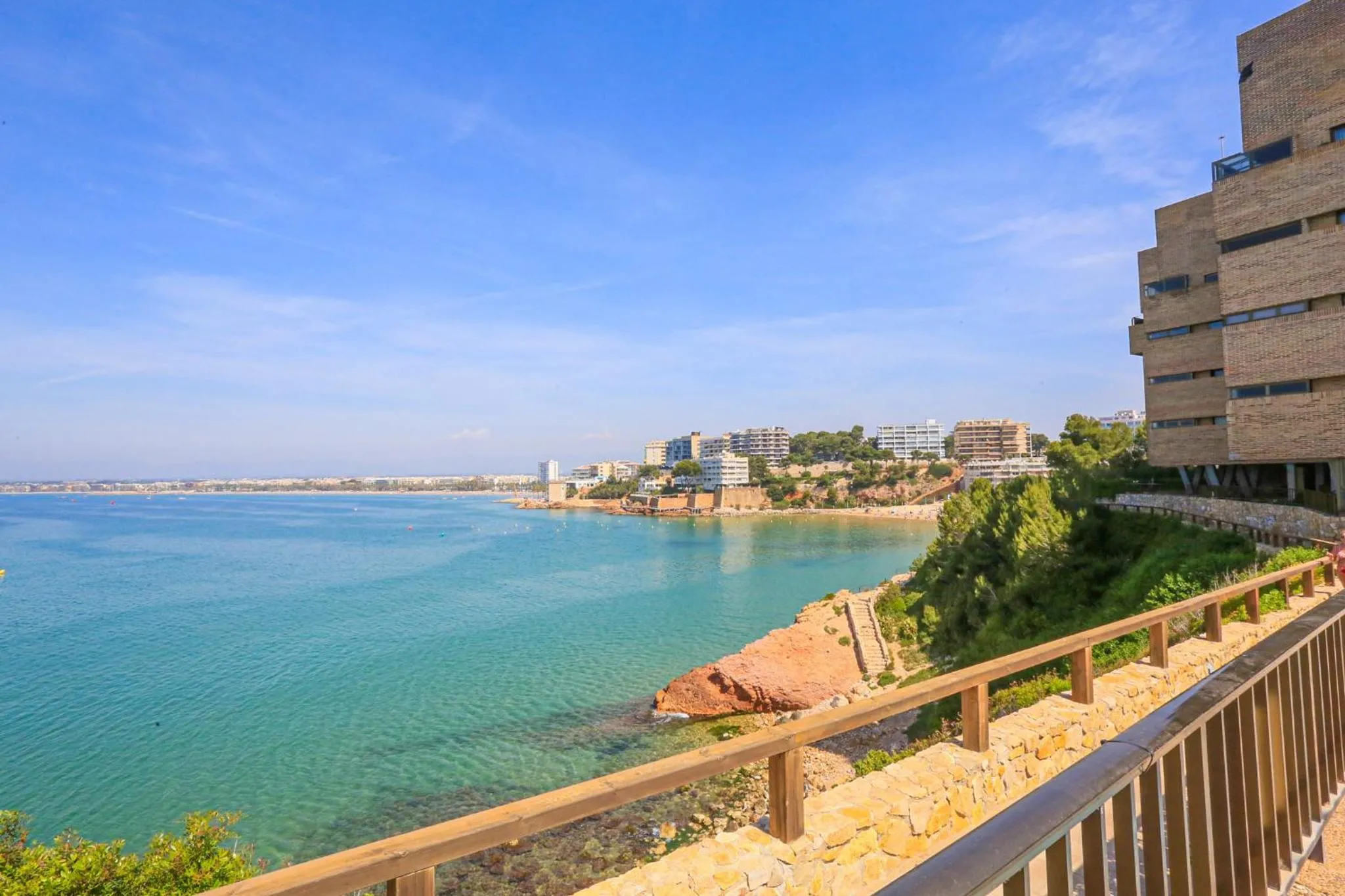 LITORAL COSTA DORADA - MARGON Only families