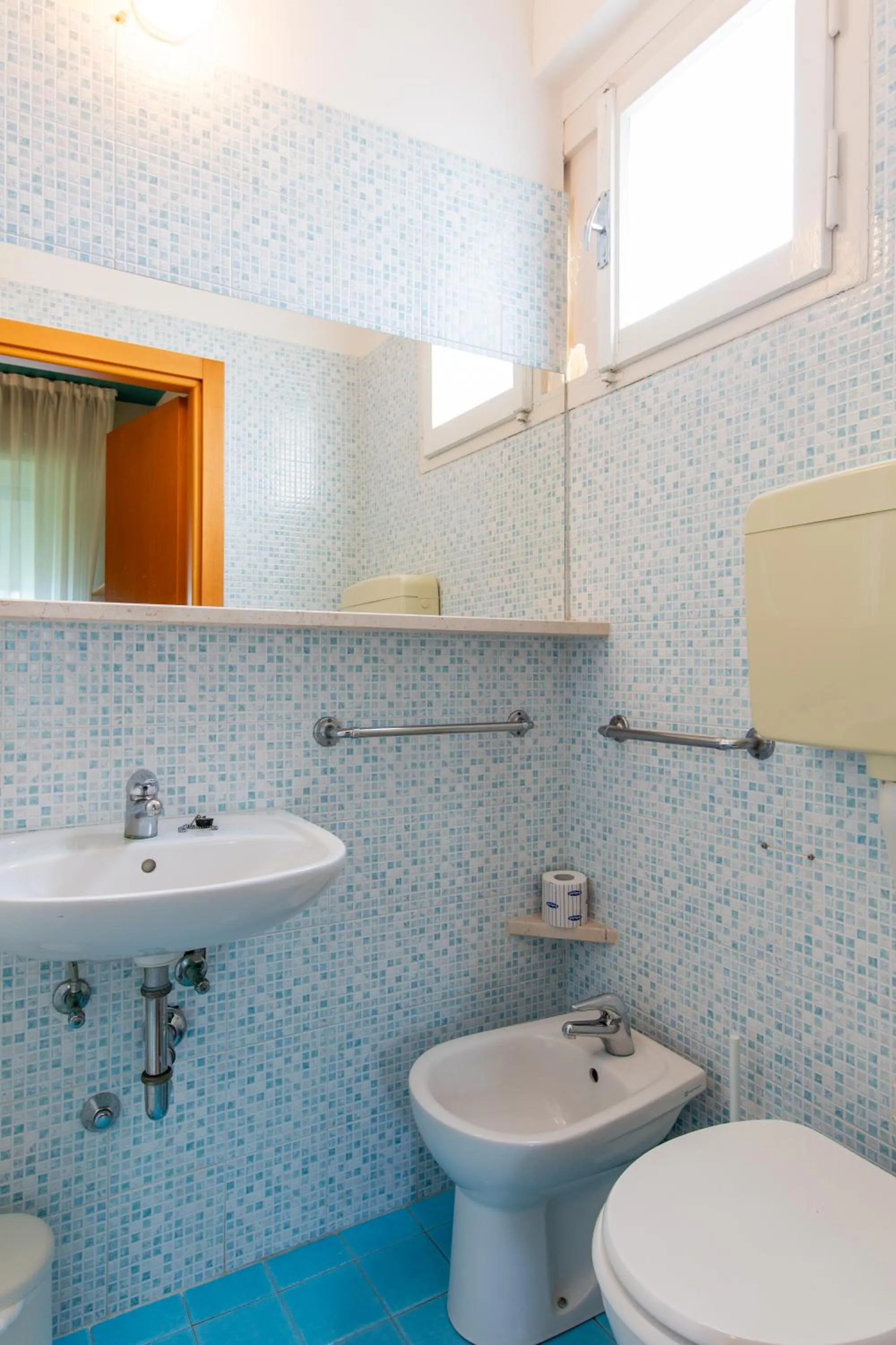 Toilet in Hotel Belvedere Rimini