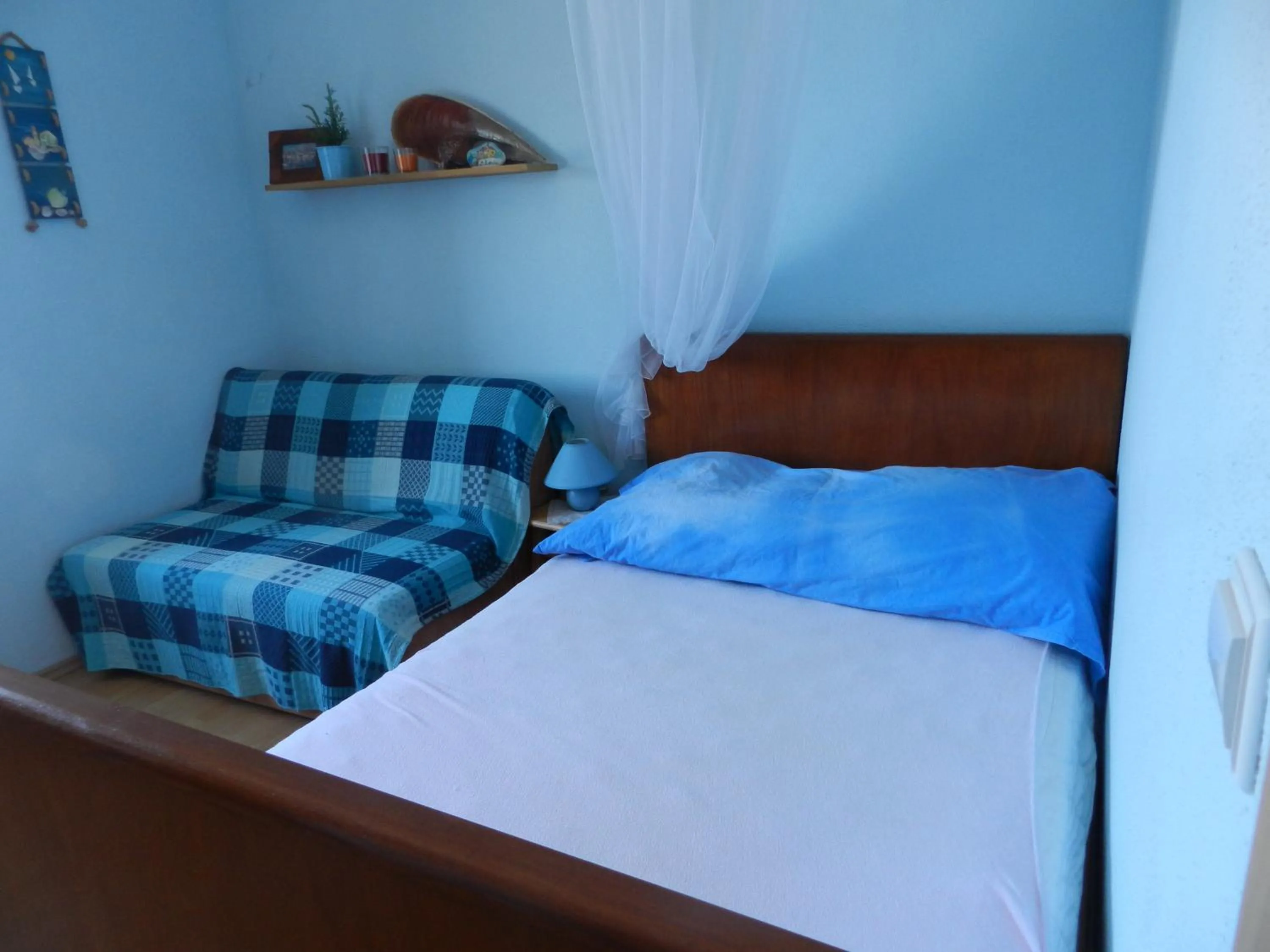 Bed in Apartment Eli