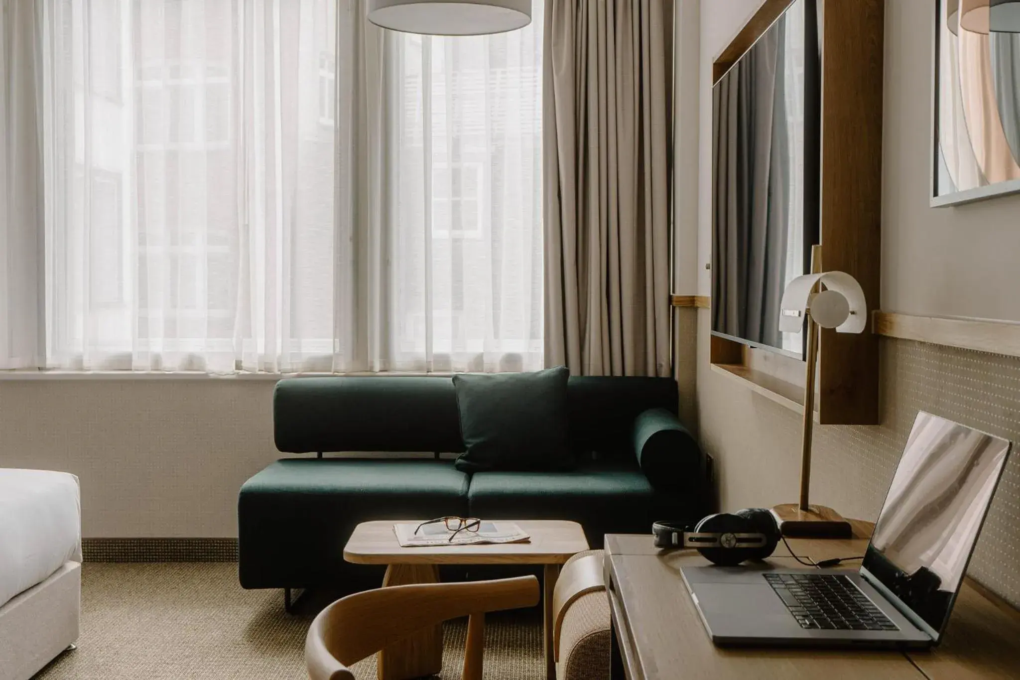 Bedroom in Club Quarters Hotel St Paul's, London Bedroom in Club Quarters Hotel St Paul's, London