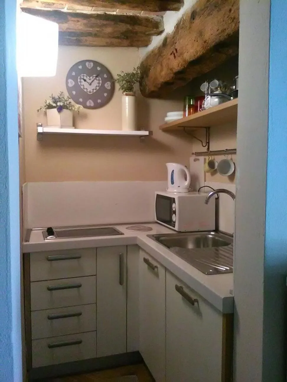 Kitchen or kitchenette in Suite Sofia