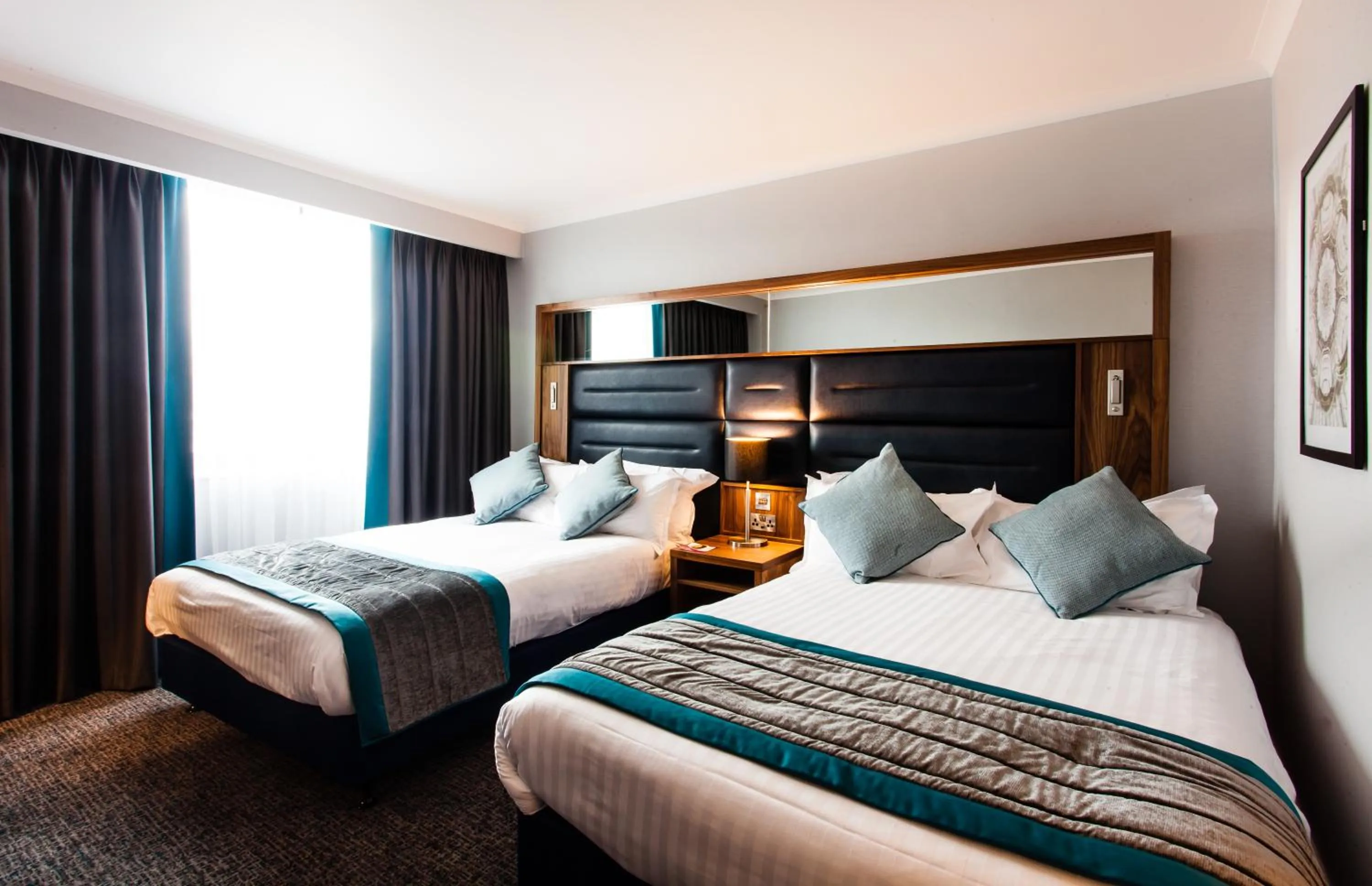Bedroom, Bed in Crowne Plaza Leeds by IHG