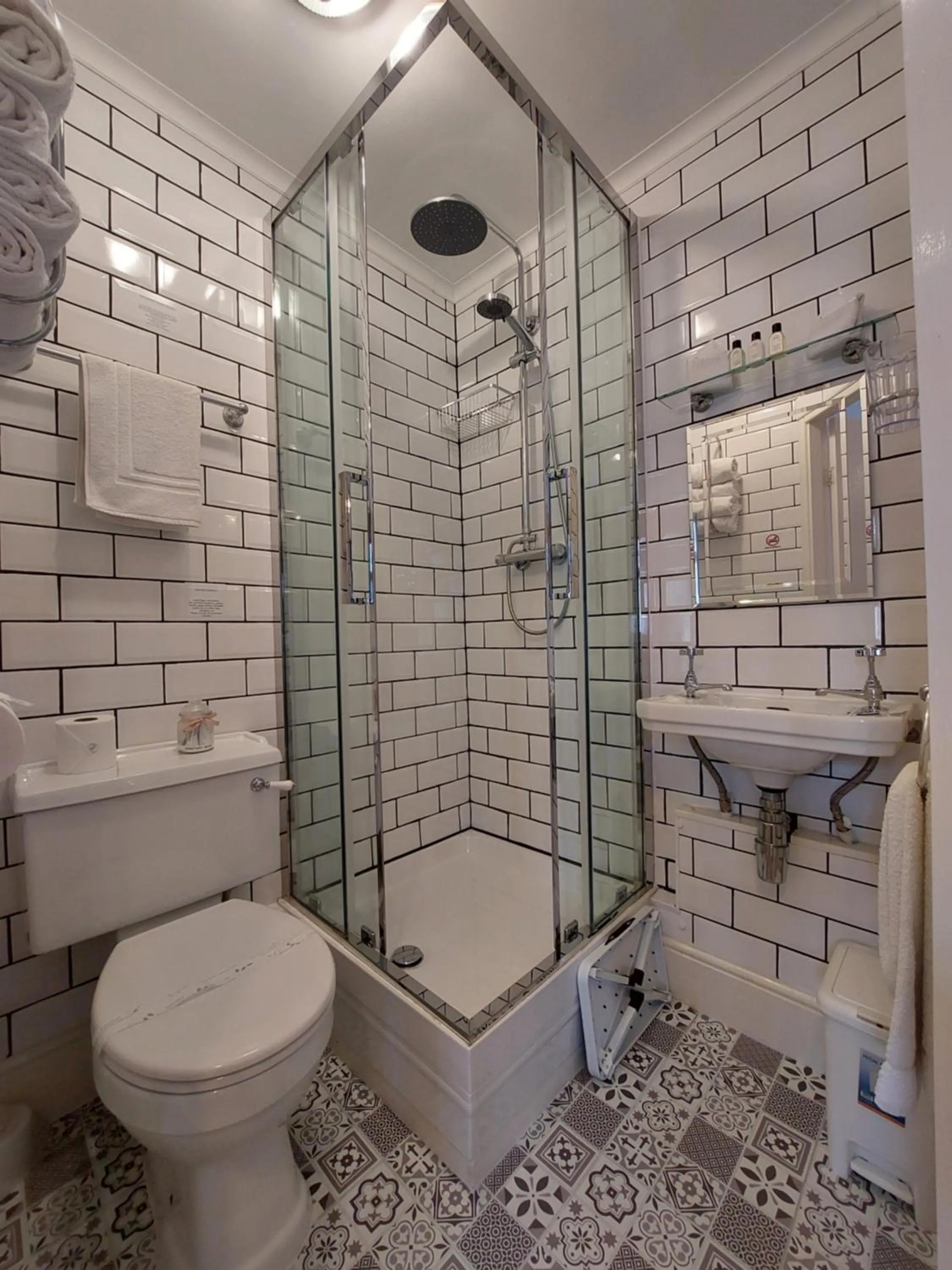 Superior Double Room in Westfield House