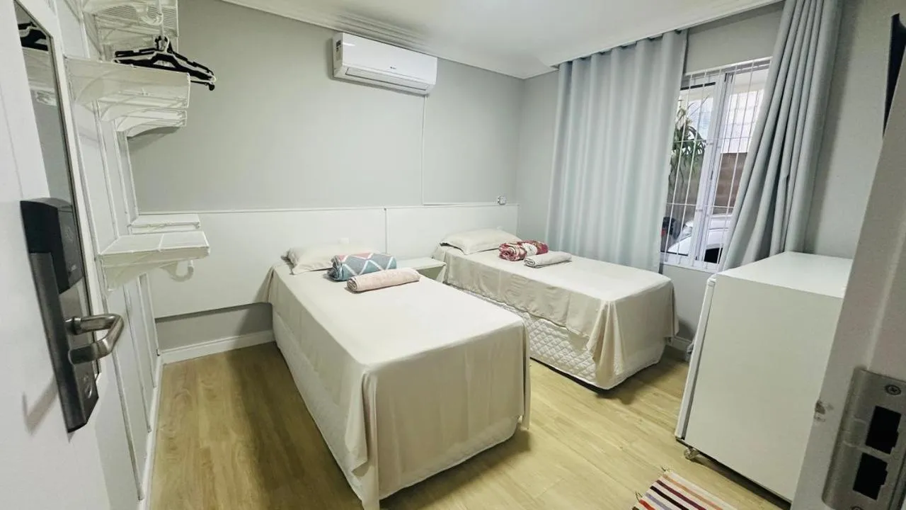 Bouganville Guest House BC