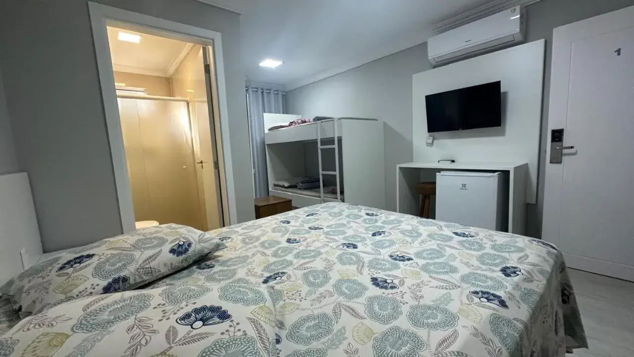 Suite in Bouganville Guest House BC Suite in Bouganville Guest House BC