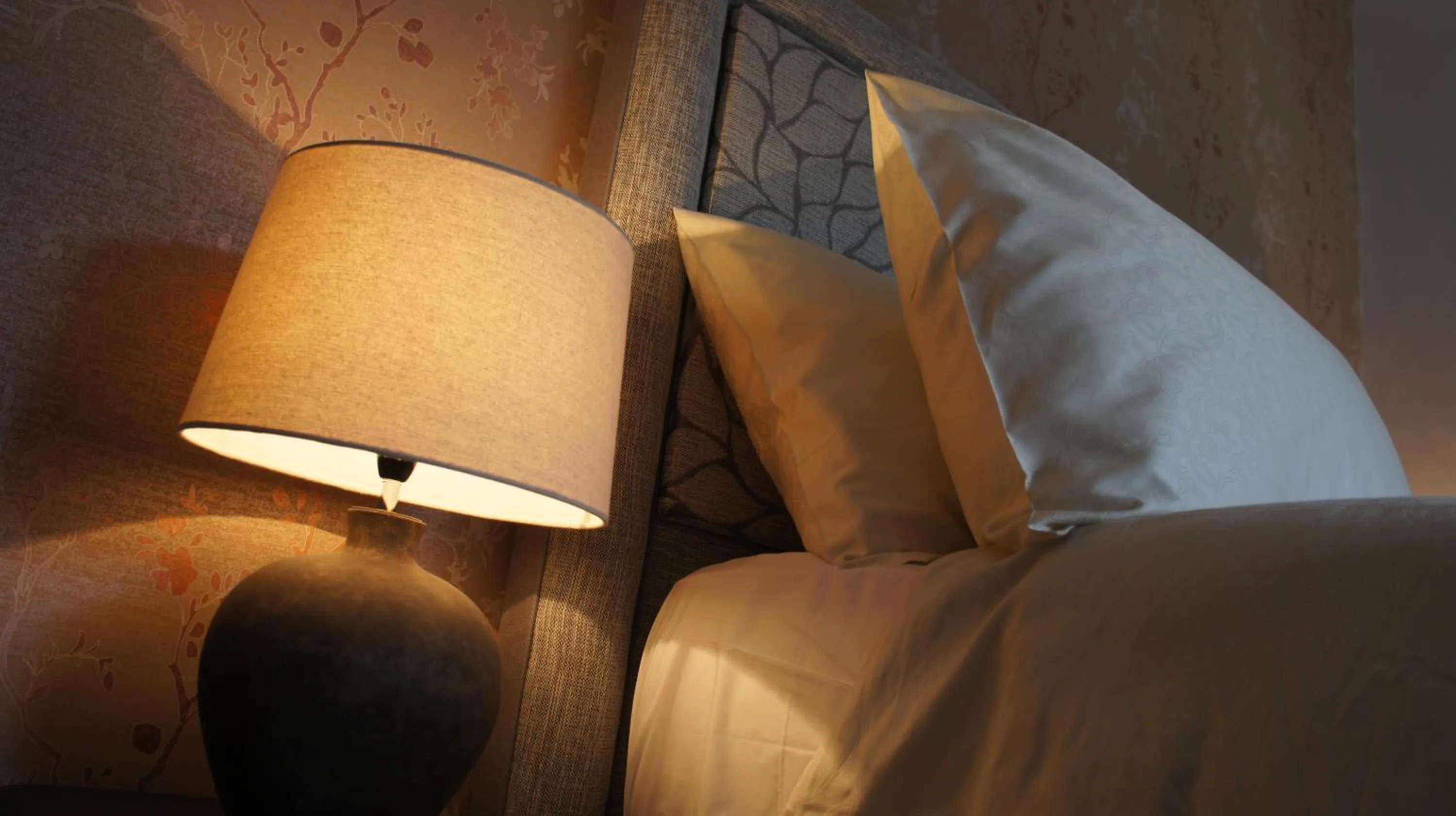 Bed in The Bronze Pig