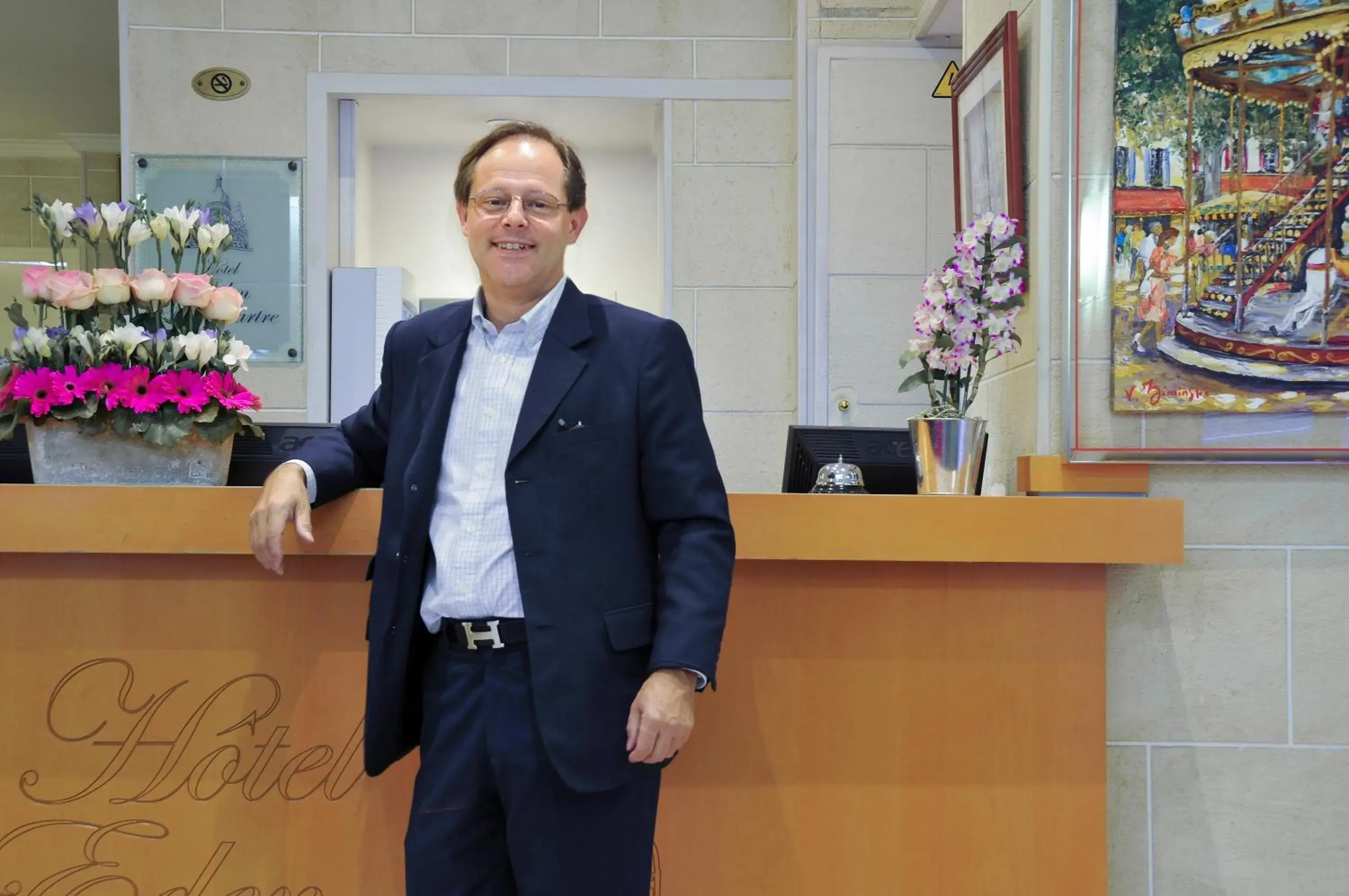 Lobby or reception in Hotel Eden Montmartre Lobby or reception in Hotel Eden Montmartre