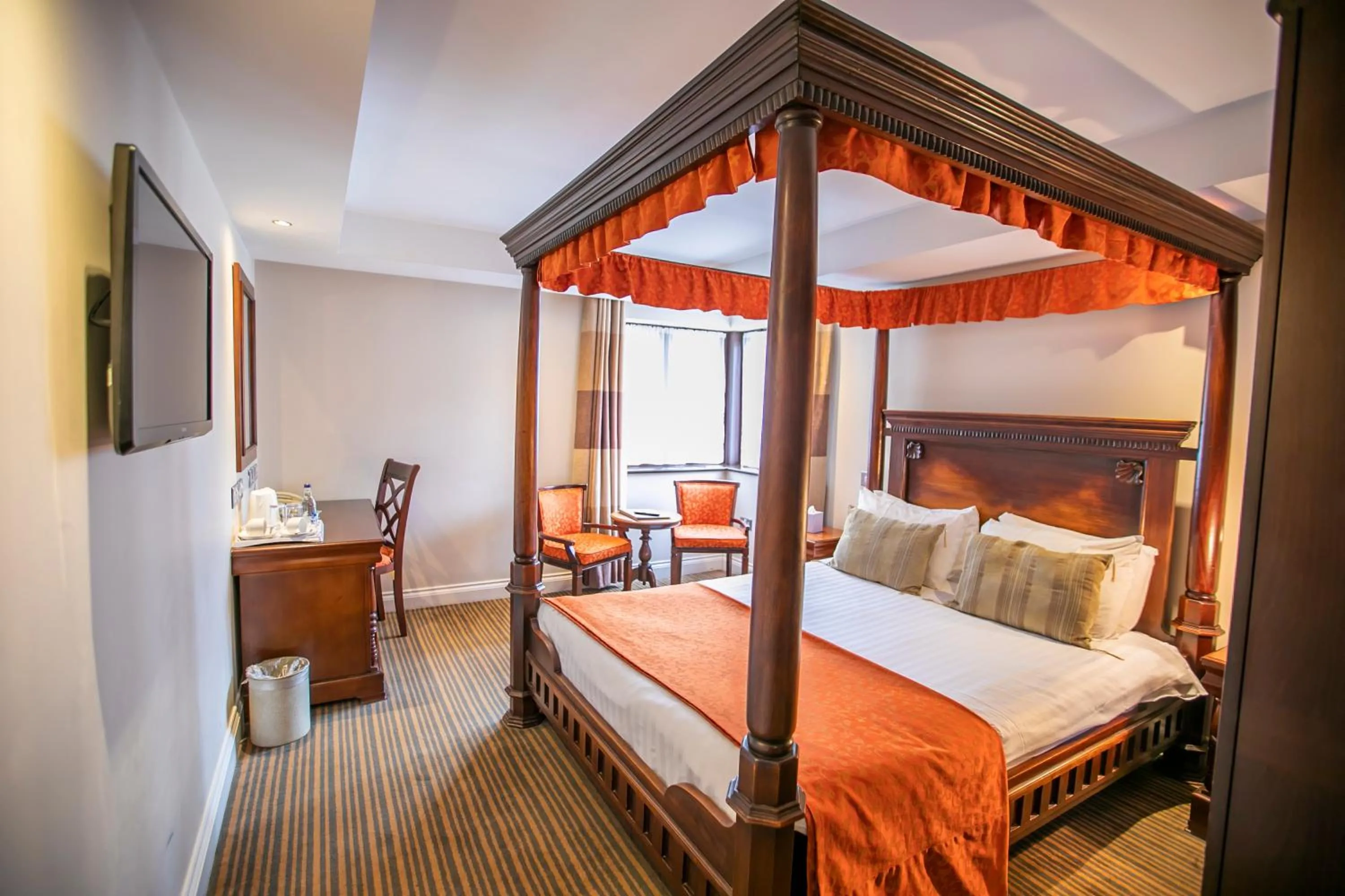 Photo of the whole room, Bed in The Casa Hotel, Sure Hotel Collection by Best Western