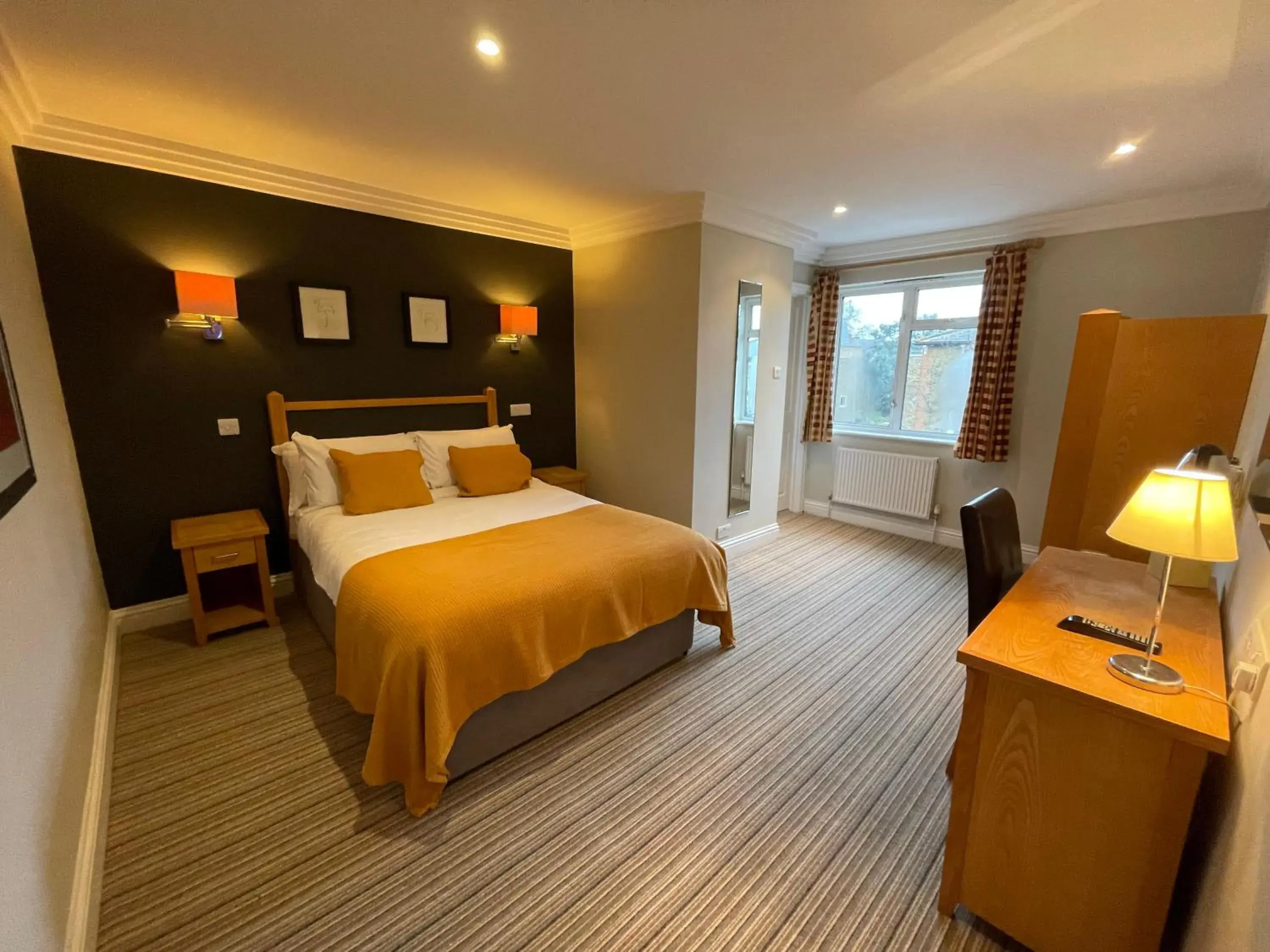 Bed in Shandon Hotel Bed in Shandon Hotel