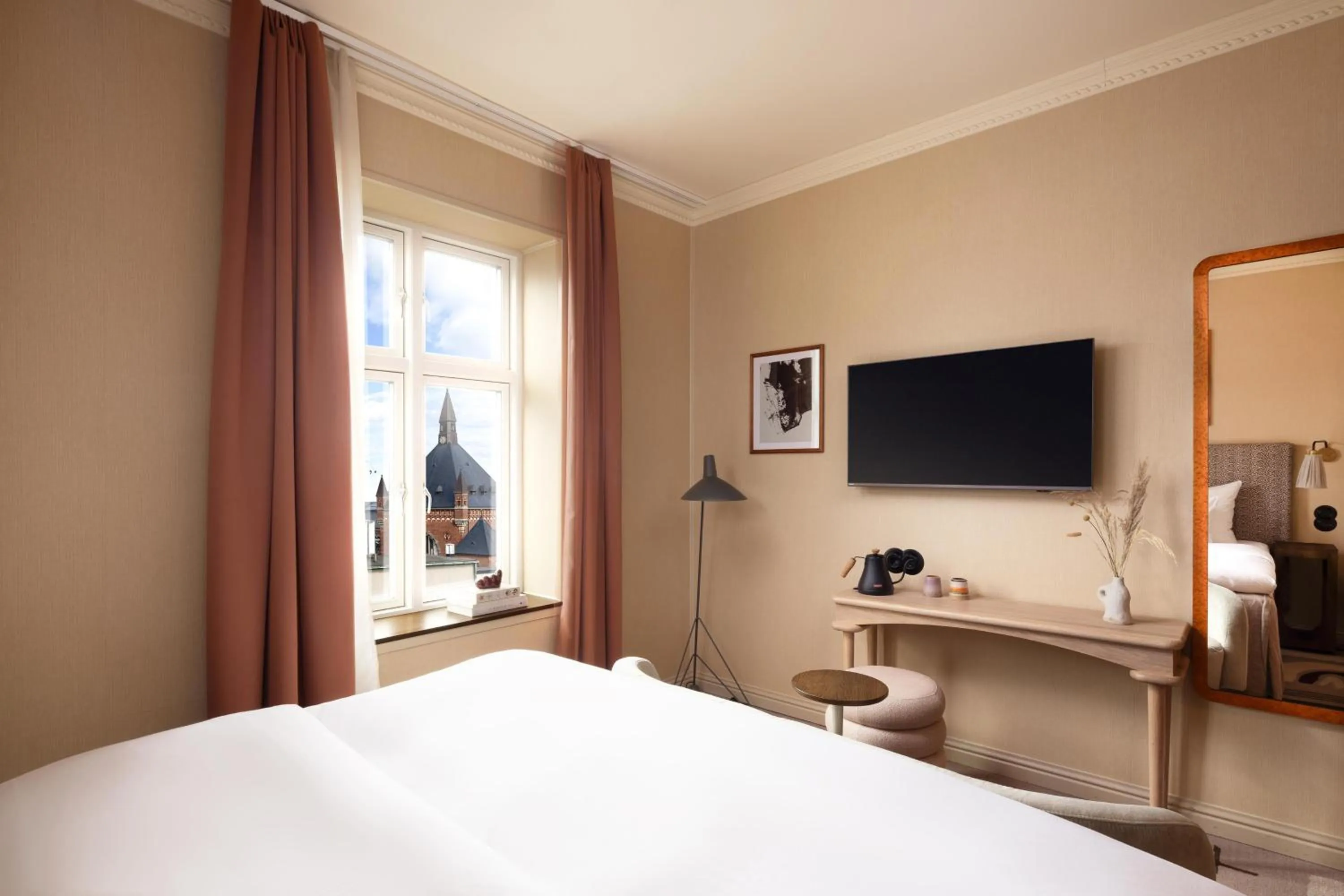 Bedroom, Bed in NH Copenhagen Grand Joanne