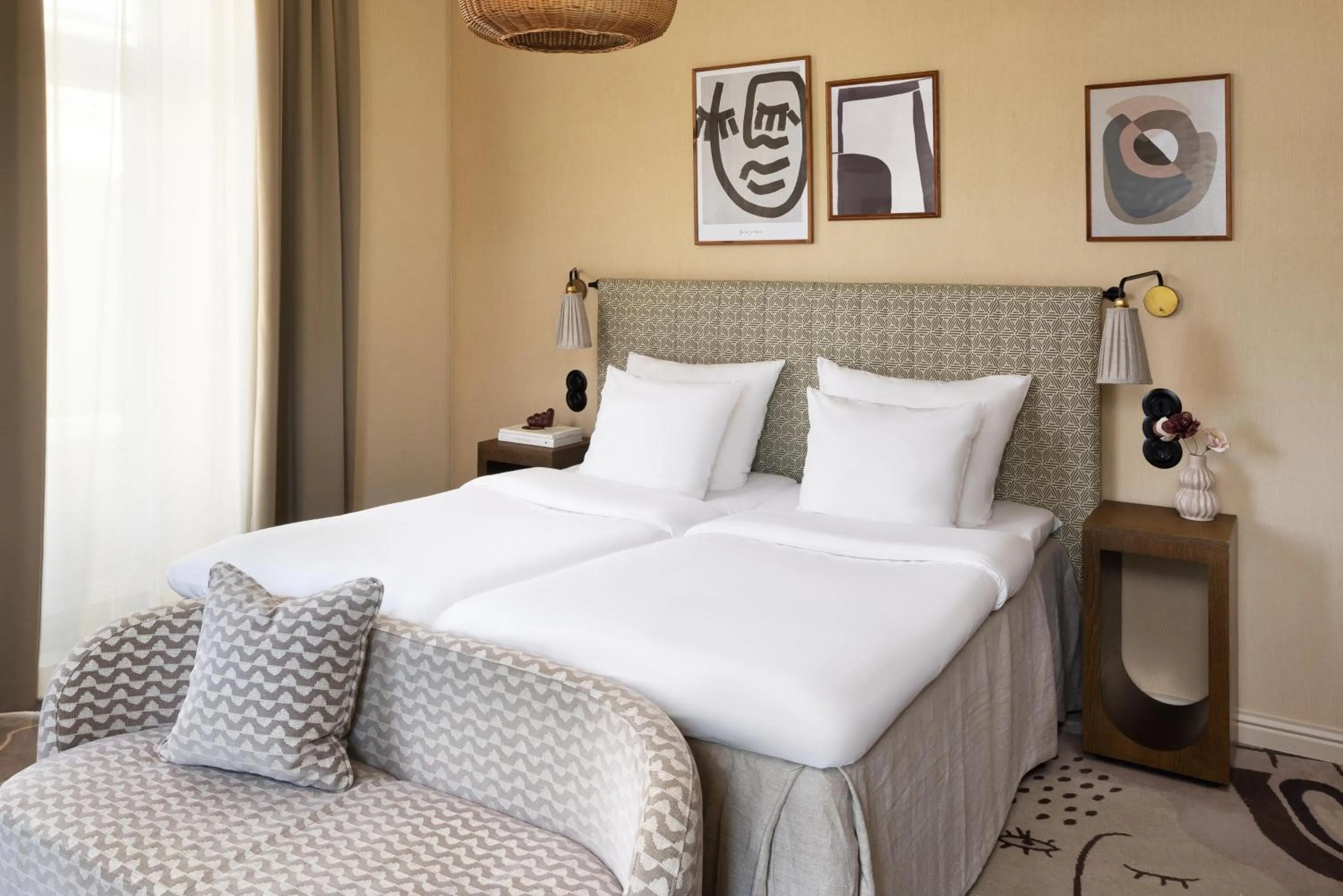 Photo of the whole room, Bed in NH Copenhagen Grand Joanne