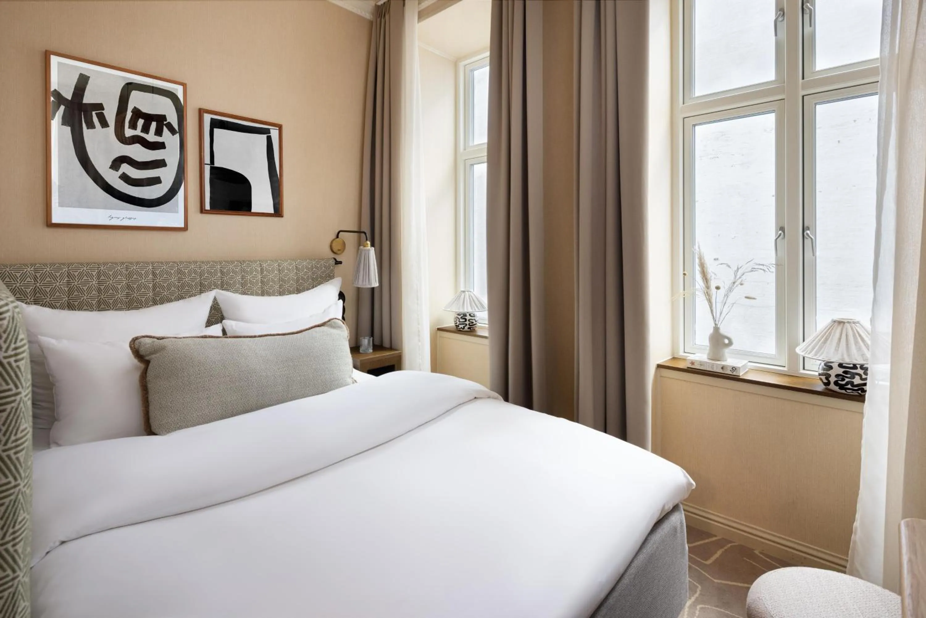 Bedroom, Bed in NH Copenhagen Grand Joanne