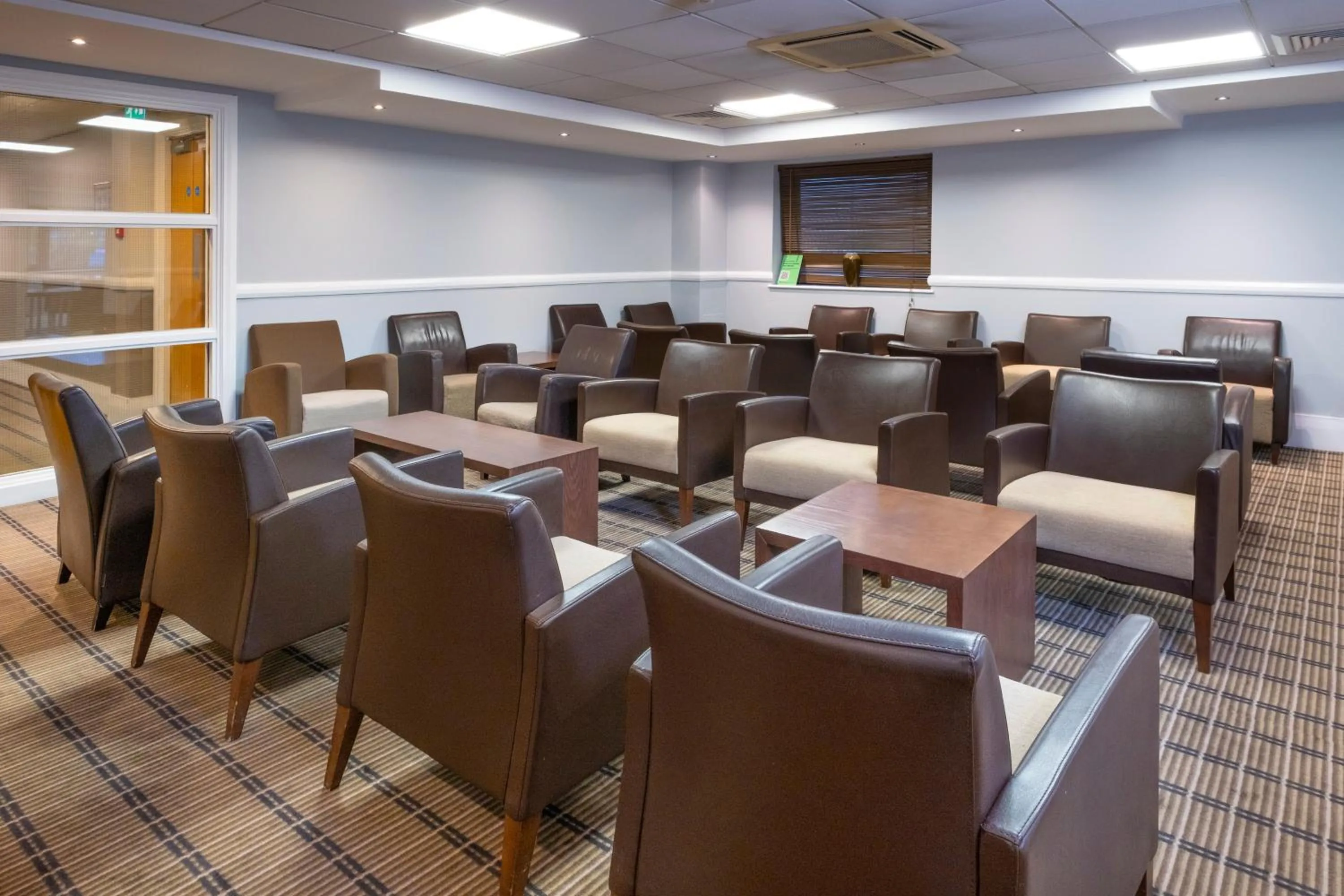 Meeting/conference room in Holiday Inn Express Northampton - South by IHG