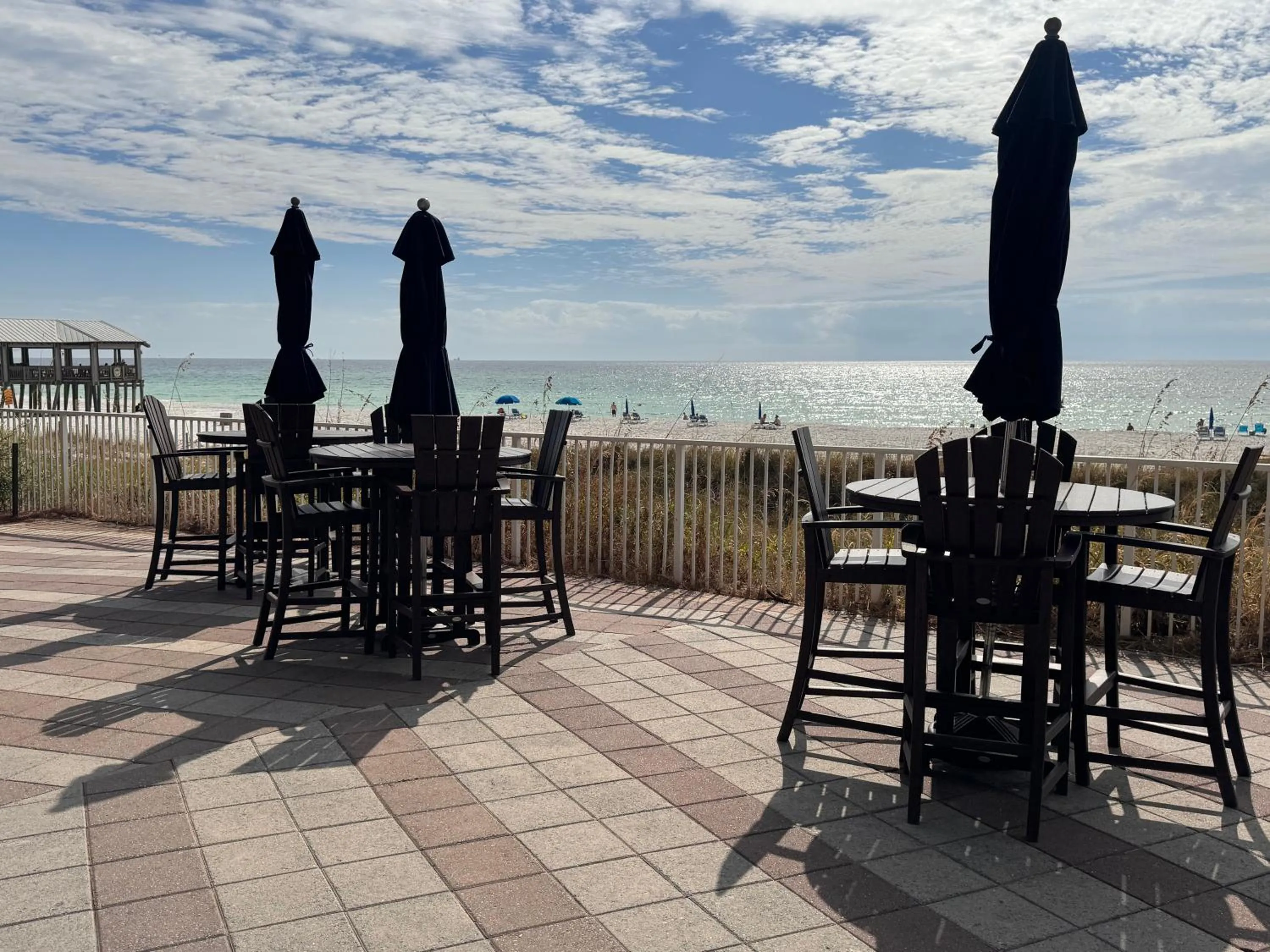 Restaurant/places to eat in Shores of Panama Resort